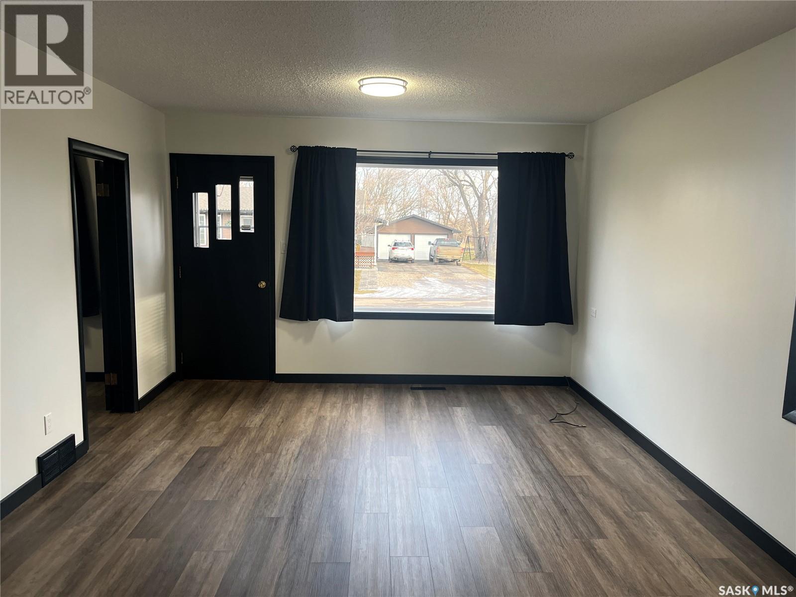 405 Nelson Avenue Property Photo 14