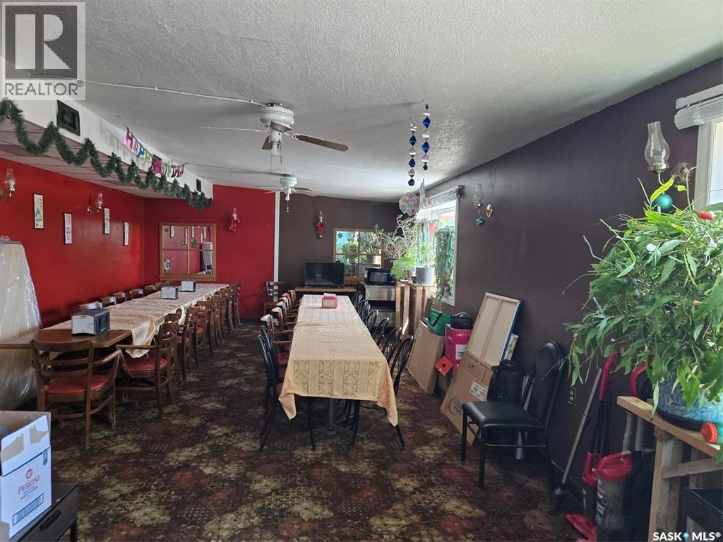 123 Mountain Street Property Photo 4
