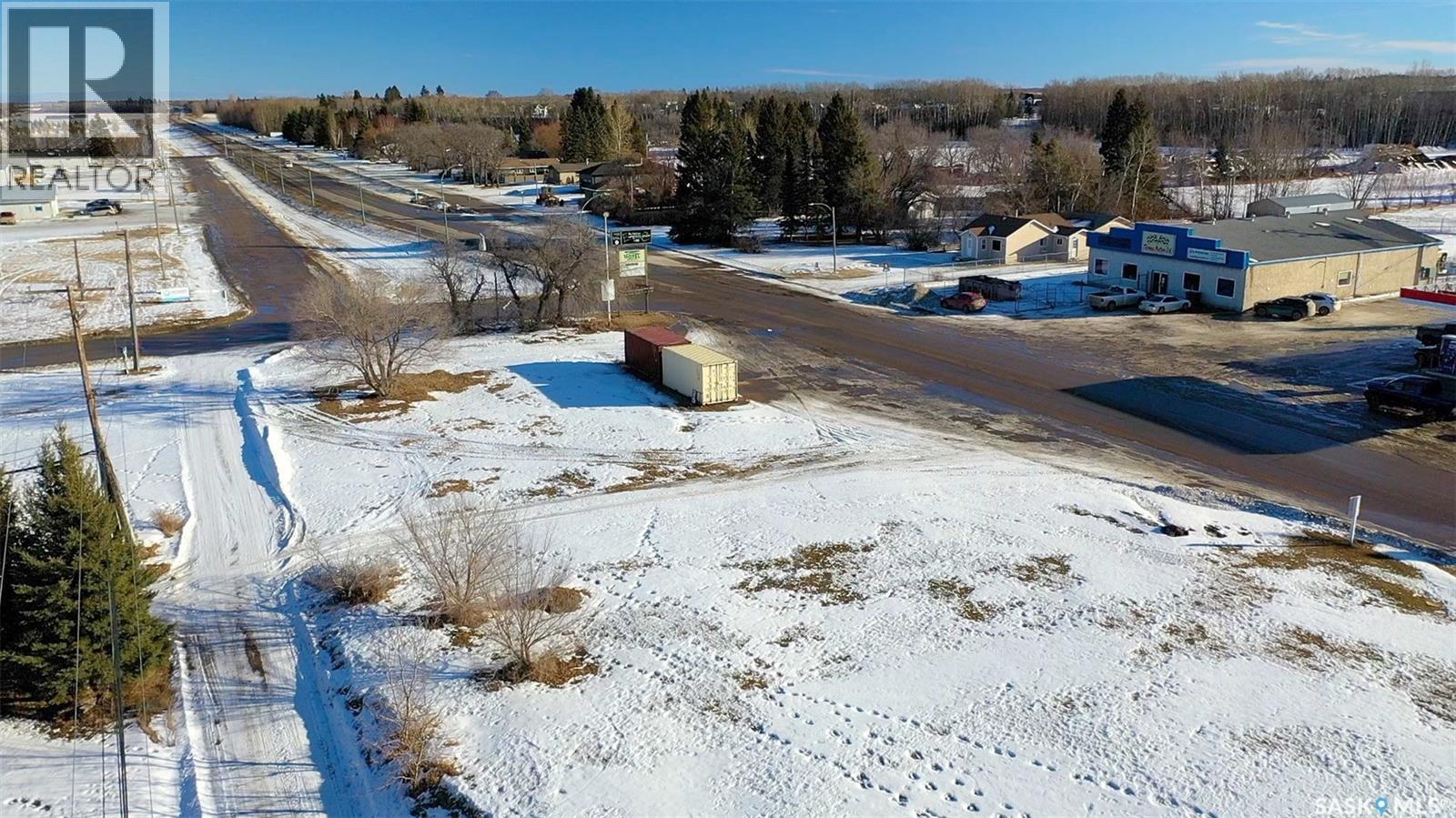 601 Nipawin Road E Property Photo 13