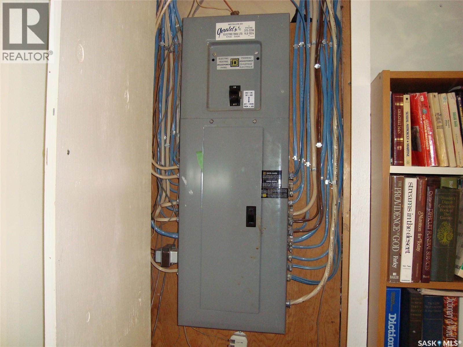 111 2nd Street E Property Photo 22