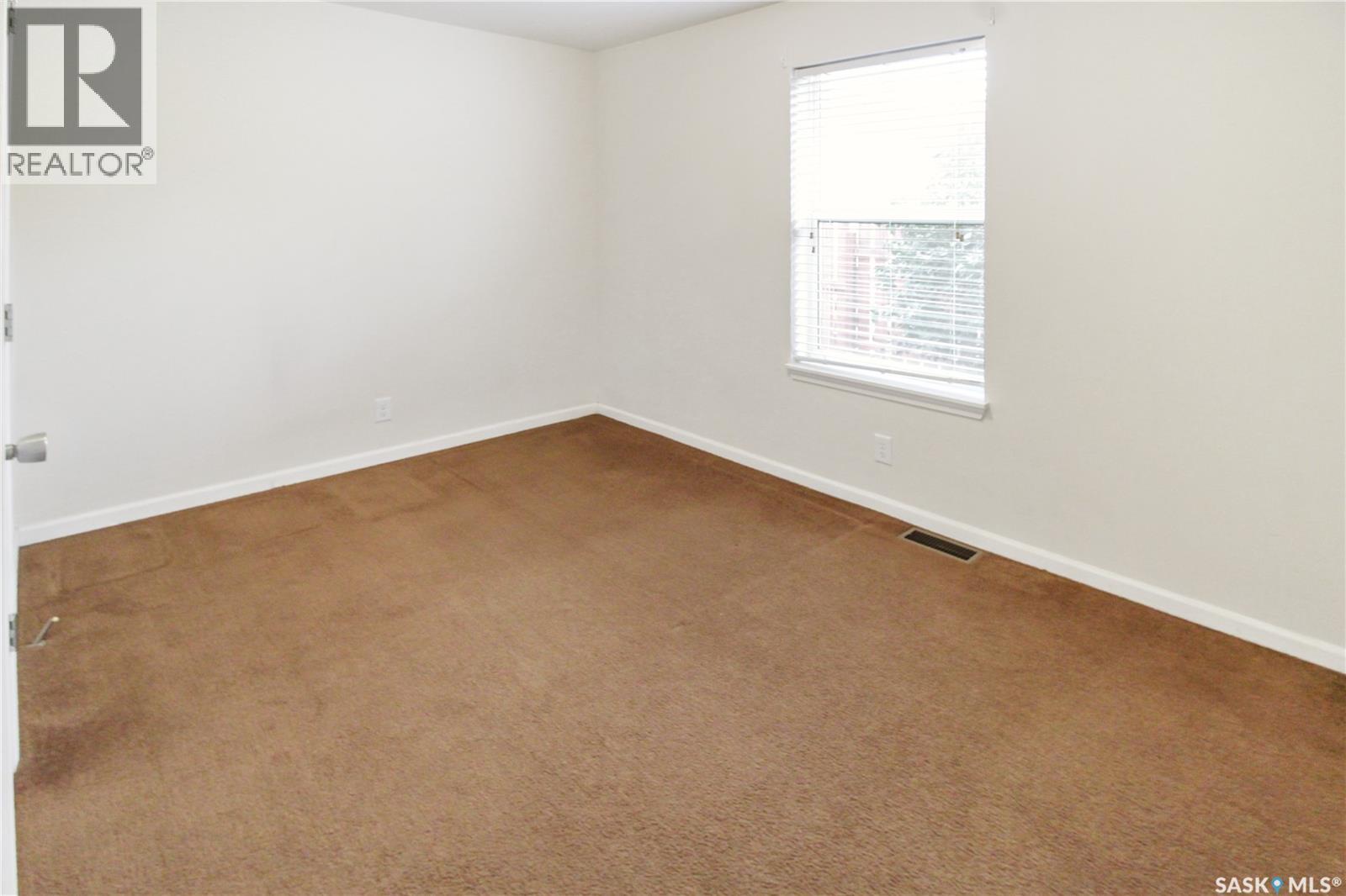 B 8470 Howard Avenue Property Photo 7