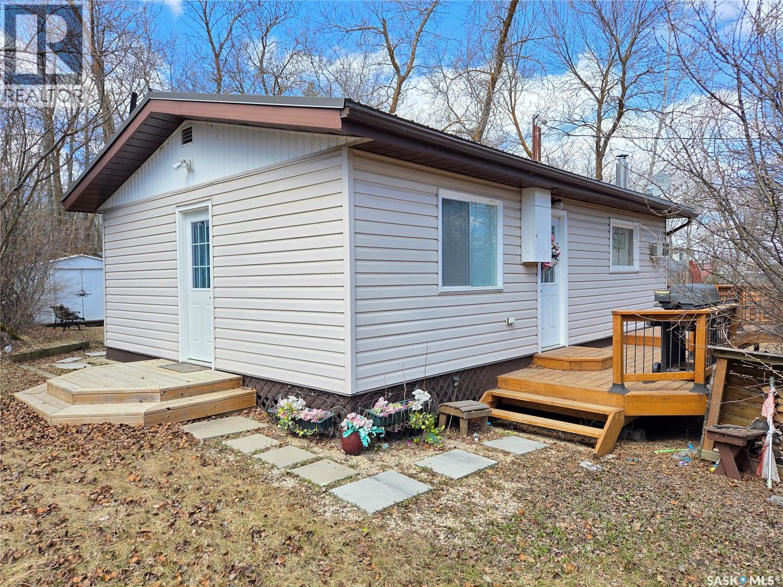 697 8th Street Property Photo 1