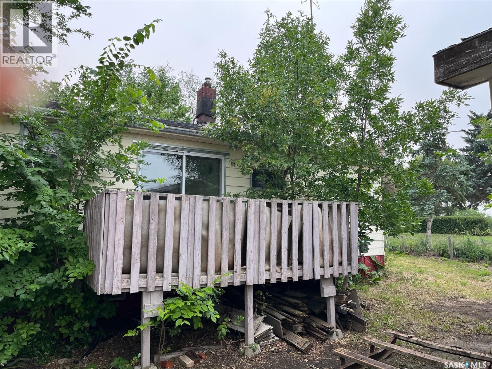 211 2nd Street E Property Photo 20