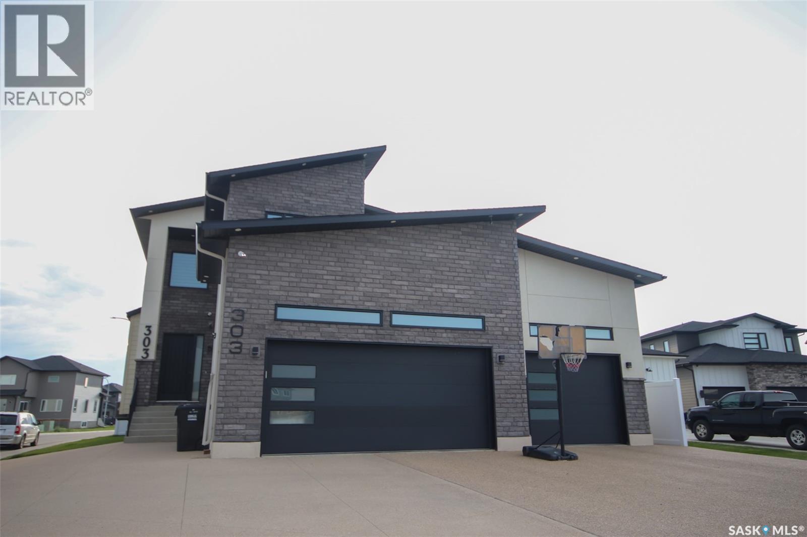 131 Nazarali Way Property Photo 3