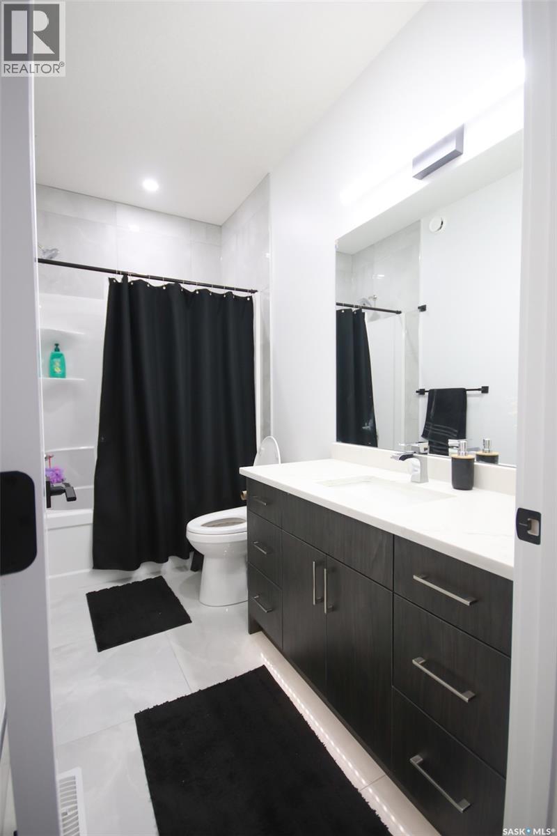 131 Nazarali Way Property Photo 23