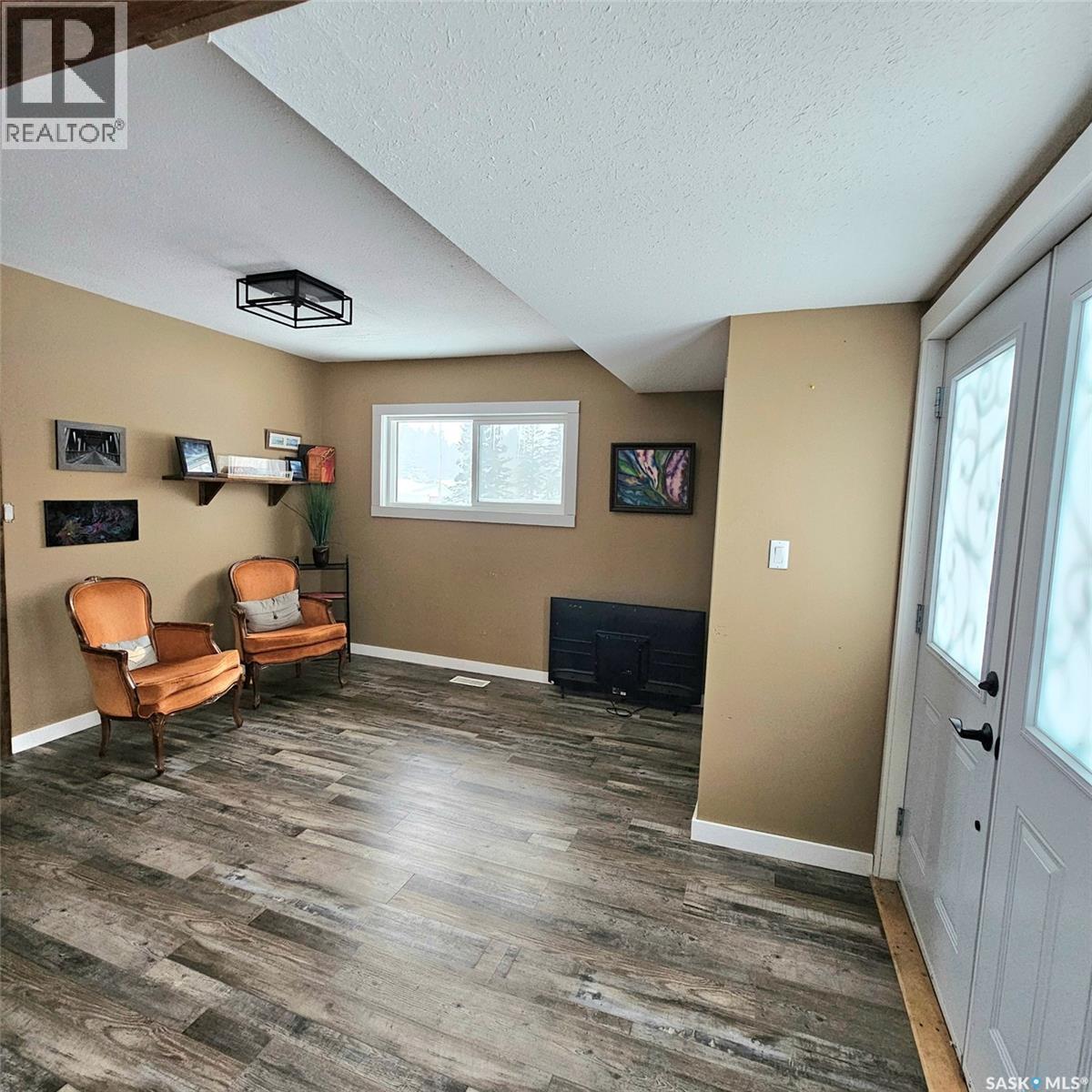 201 7th Street E Property Photo 17