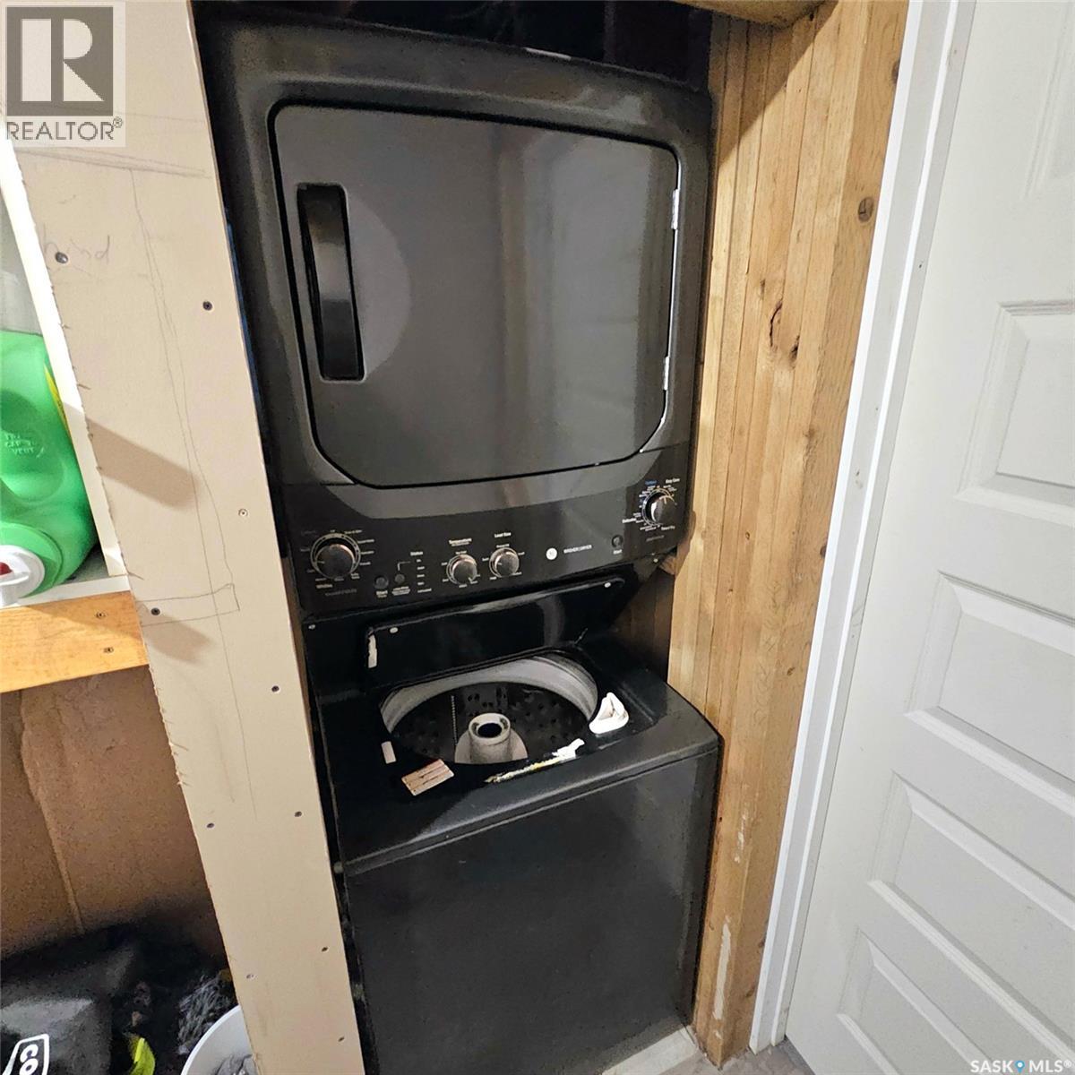201 7th Street E Property Photo 28