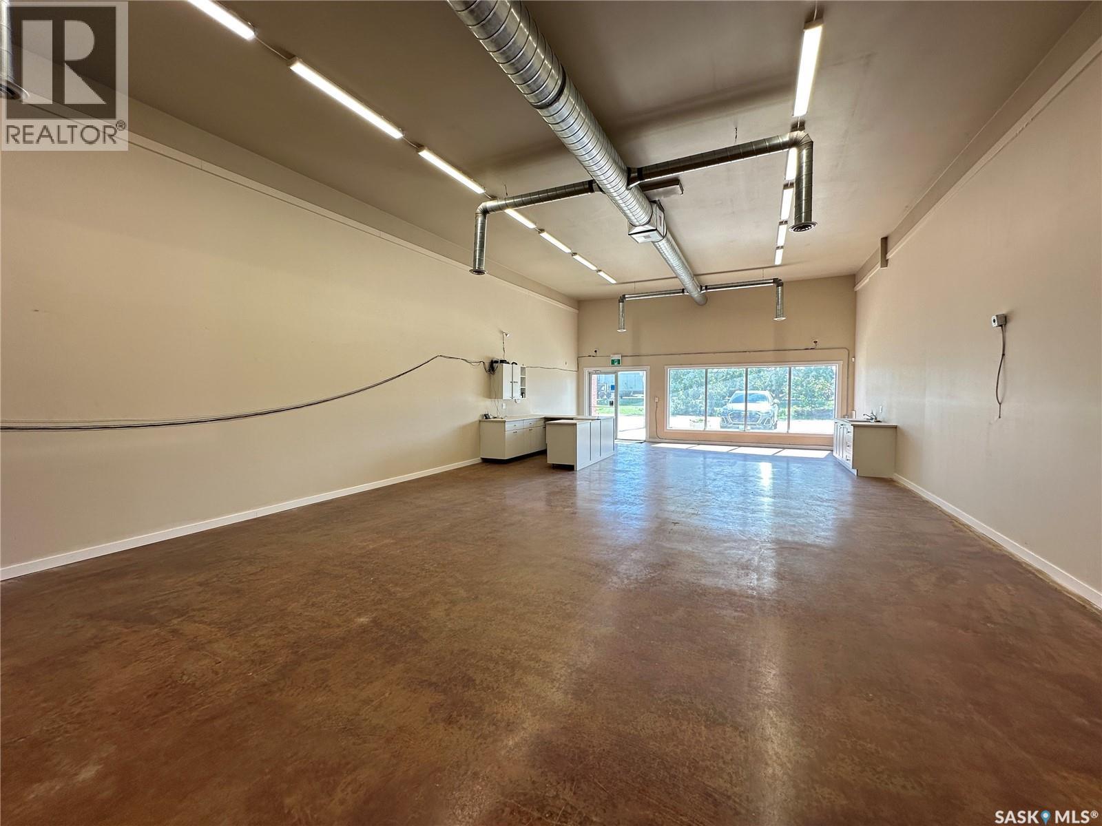 5 403 Main Street Property Photo 5