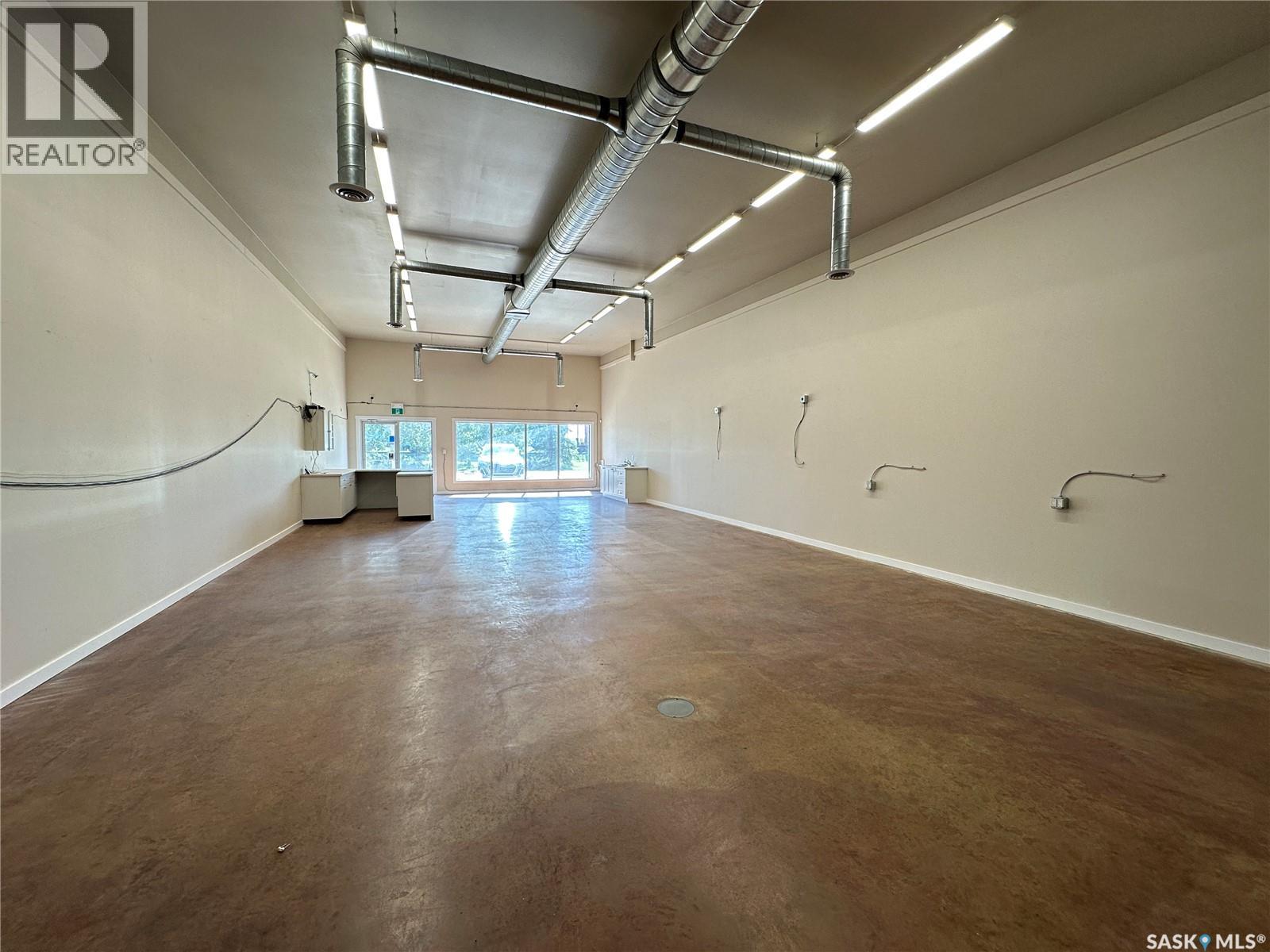 5 403 Main Street Property Photo 6
