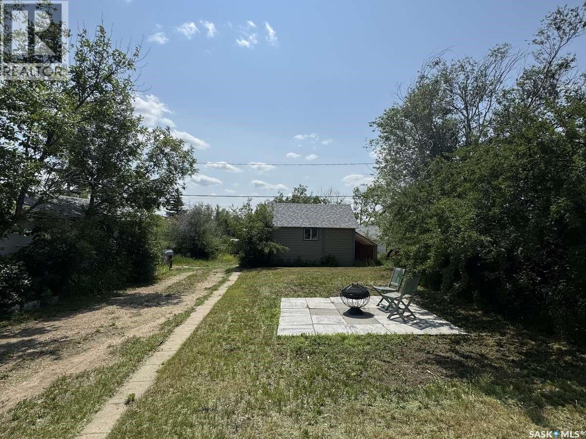 114 3rd Avenue Property Photo 2