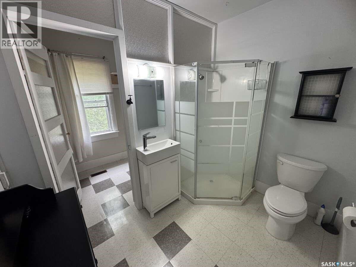 114 3rd Avenue Property Photo 16