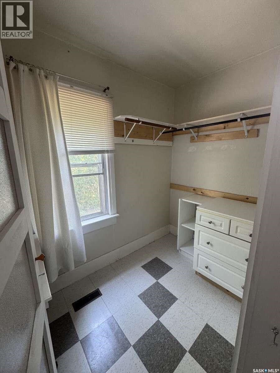 114 3rd Avenue Property Photo 17