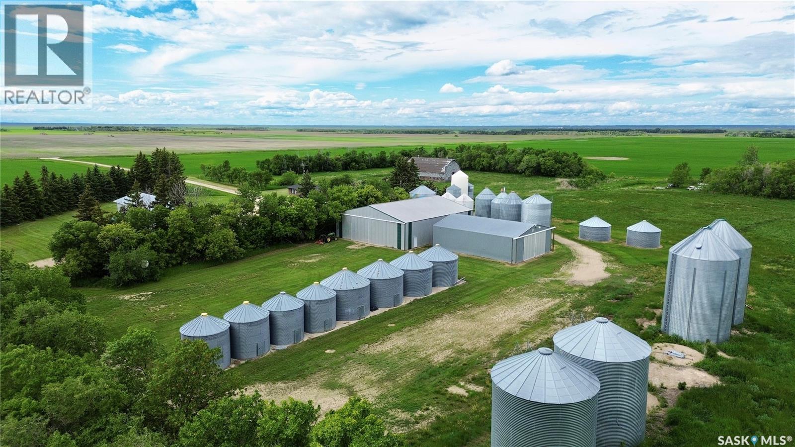Ruecker Acreage Property Photo 8