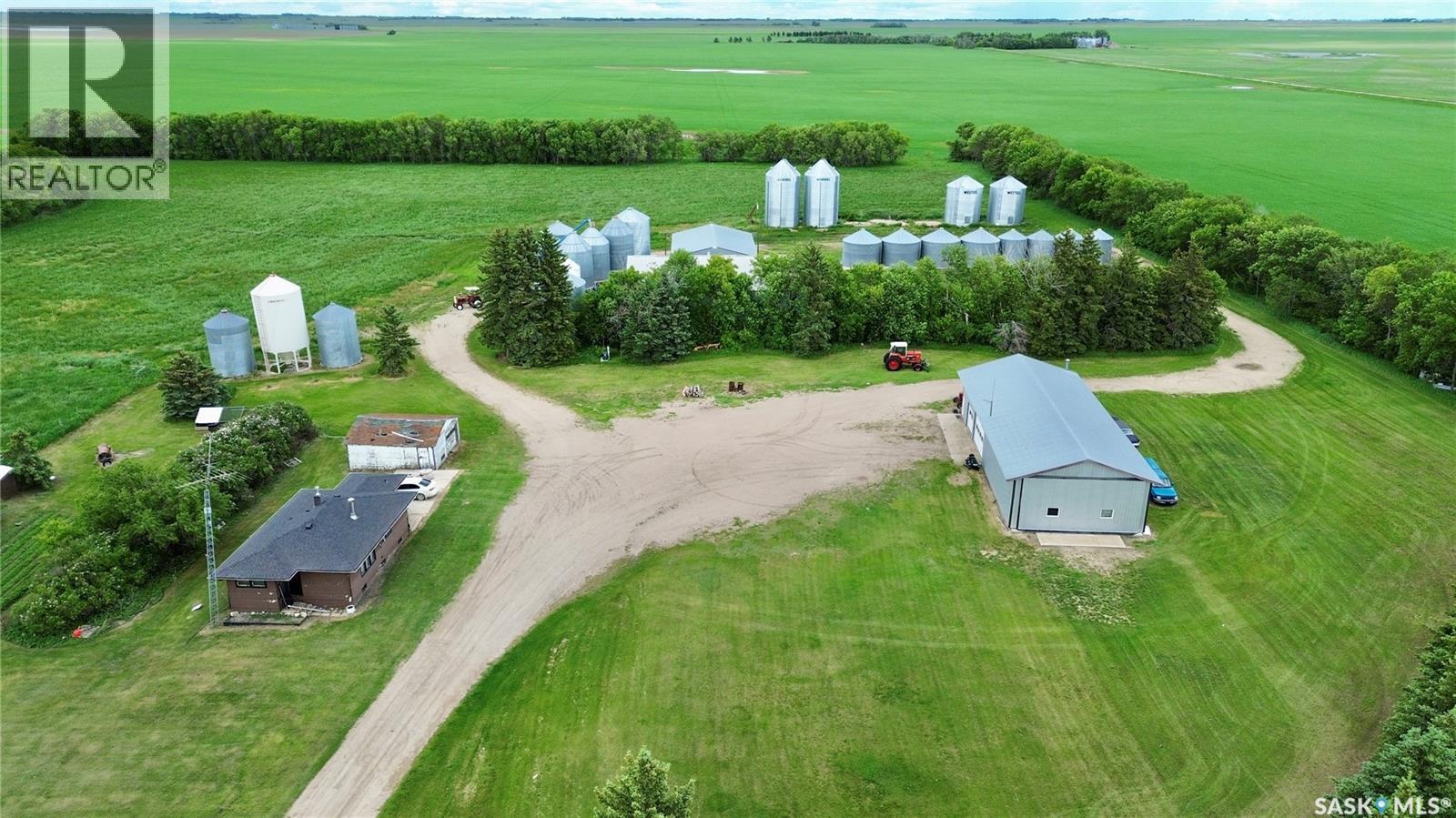 Ruecker Acreage Property Photo 11