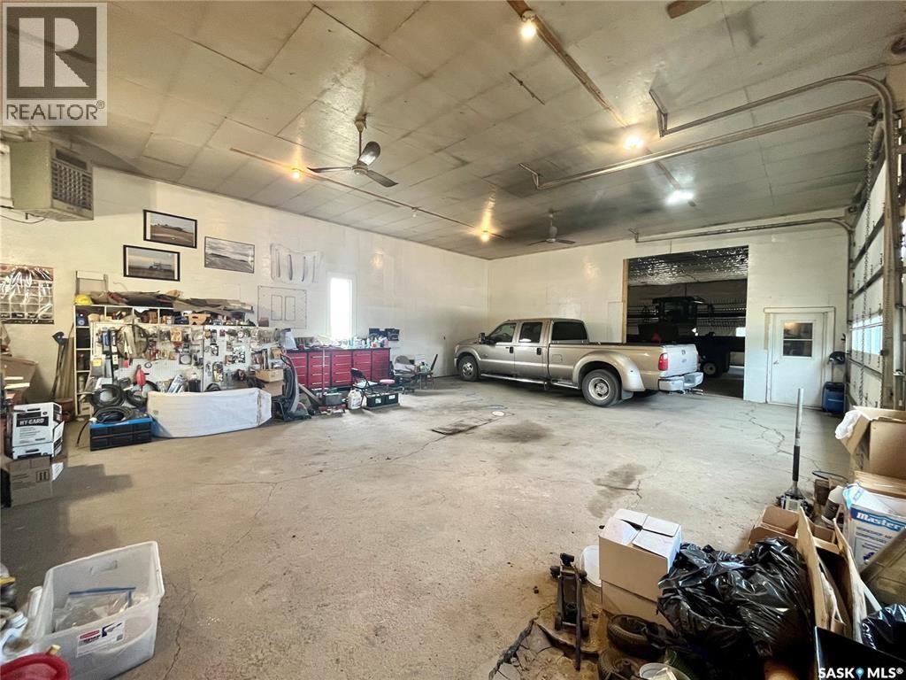 Ruecker Acreage Property Photo 15