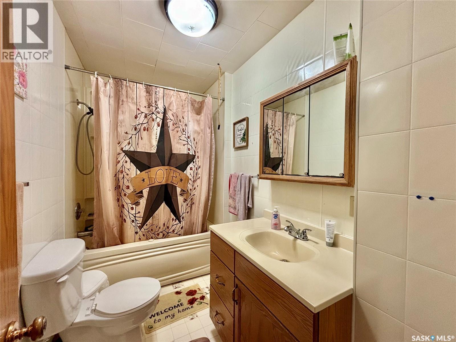 Ruecker Acreage Property Photo 39