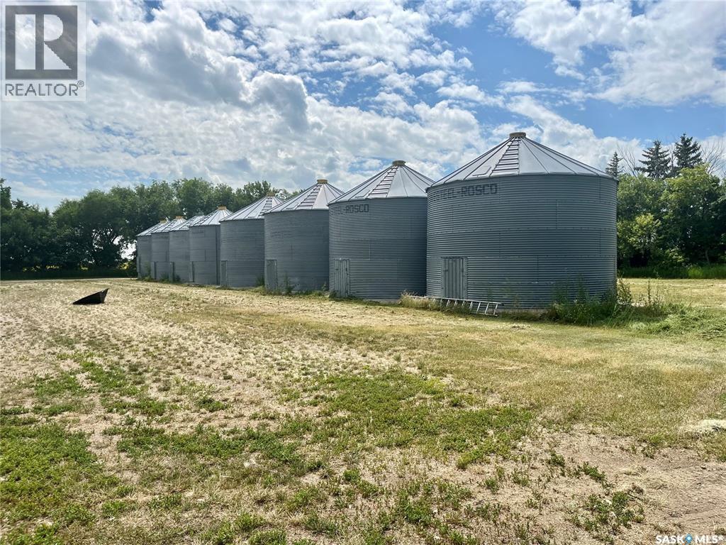 Ruecker Acreage Property Photo 46