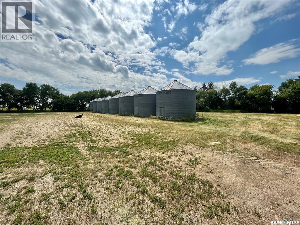 Ruecker Acreage Property Photo 47