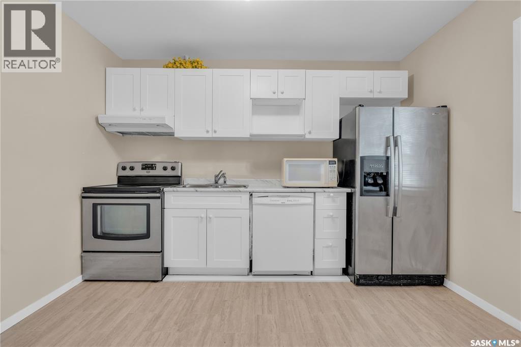 760 Rae Street Property Photo 3
