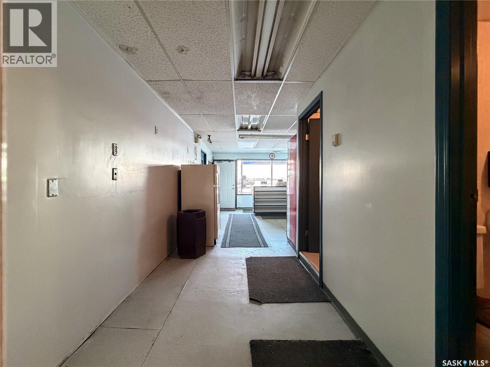 870 3rd Avenue W Property Photo 10