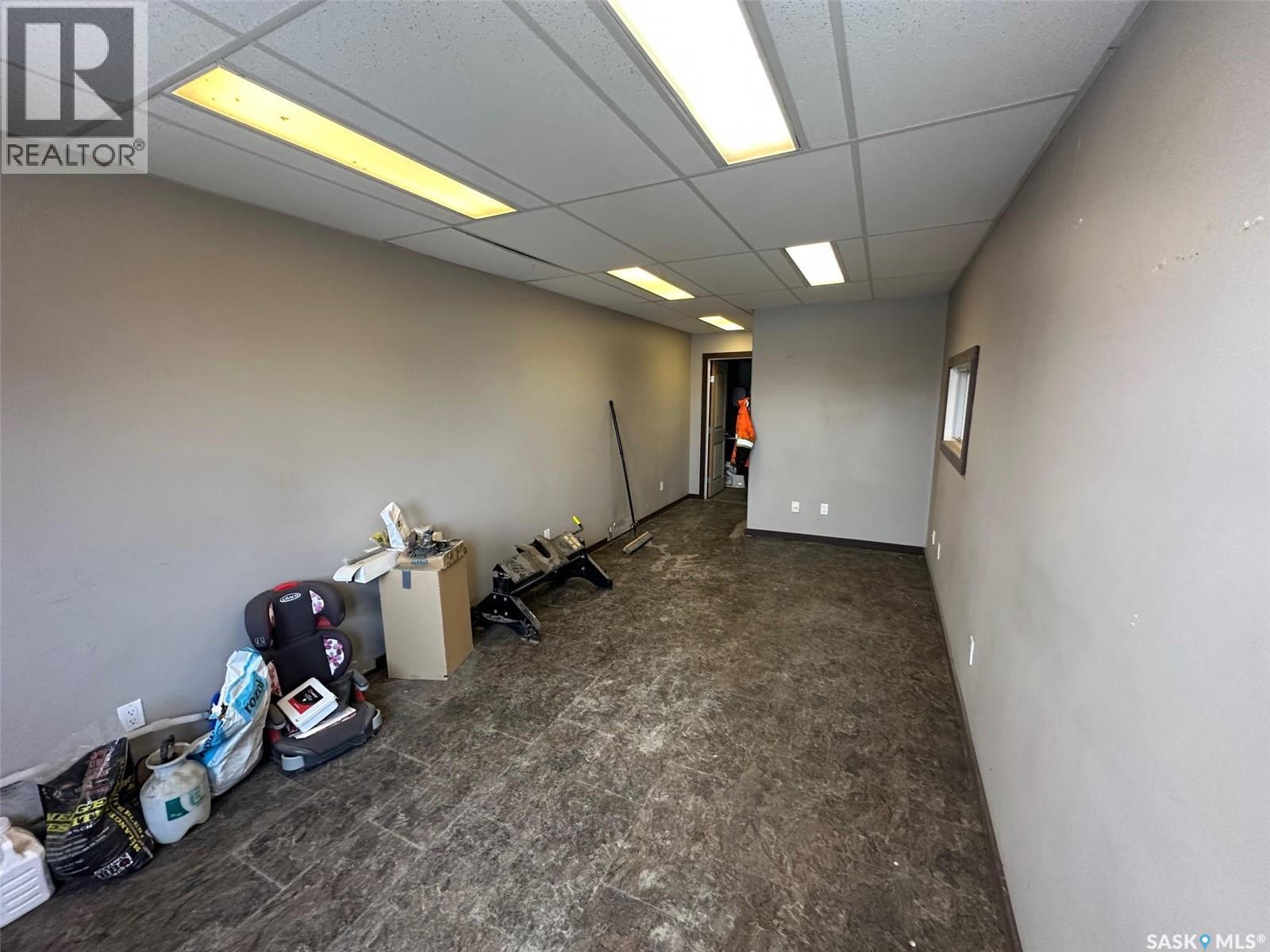 9 250 North Service Road W Property Photo 7