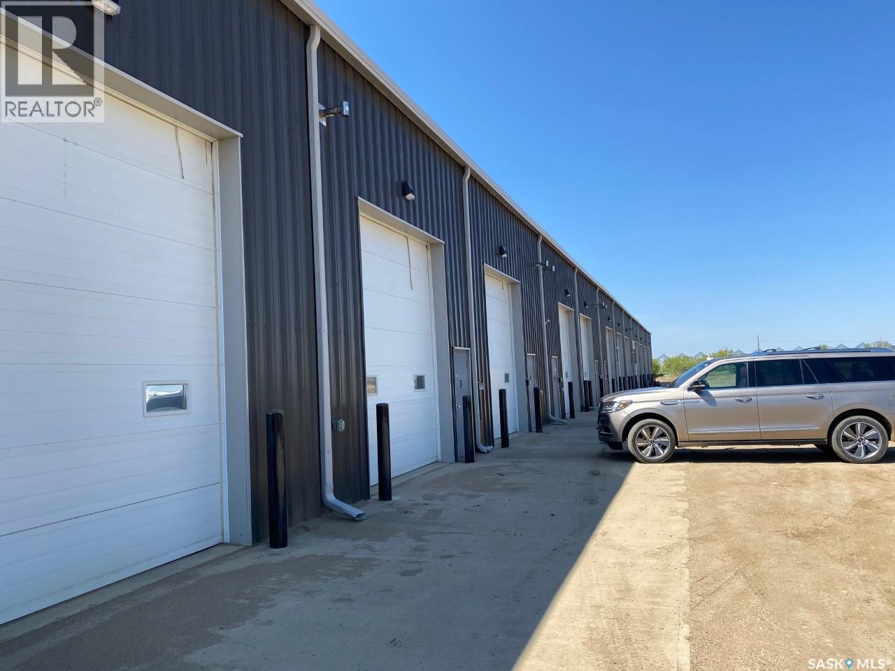 9 250 North Service Road W Property Photo 16
