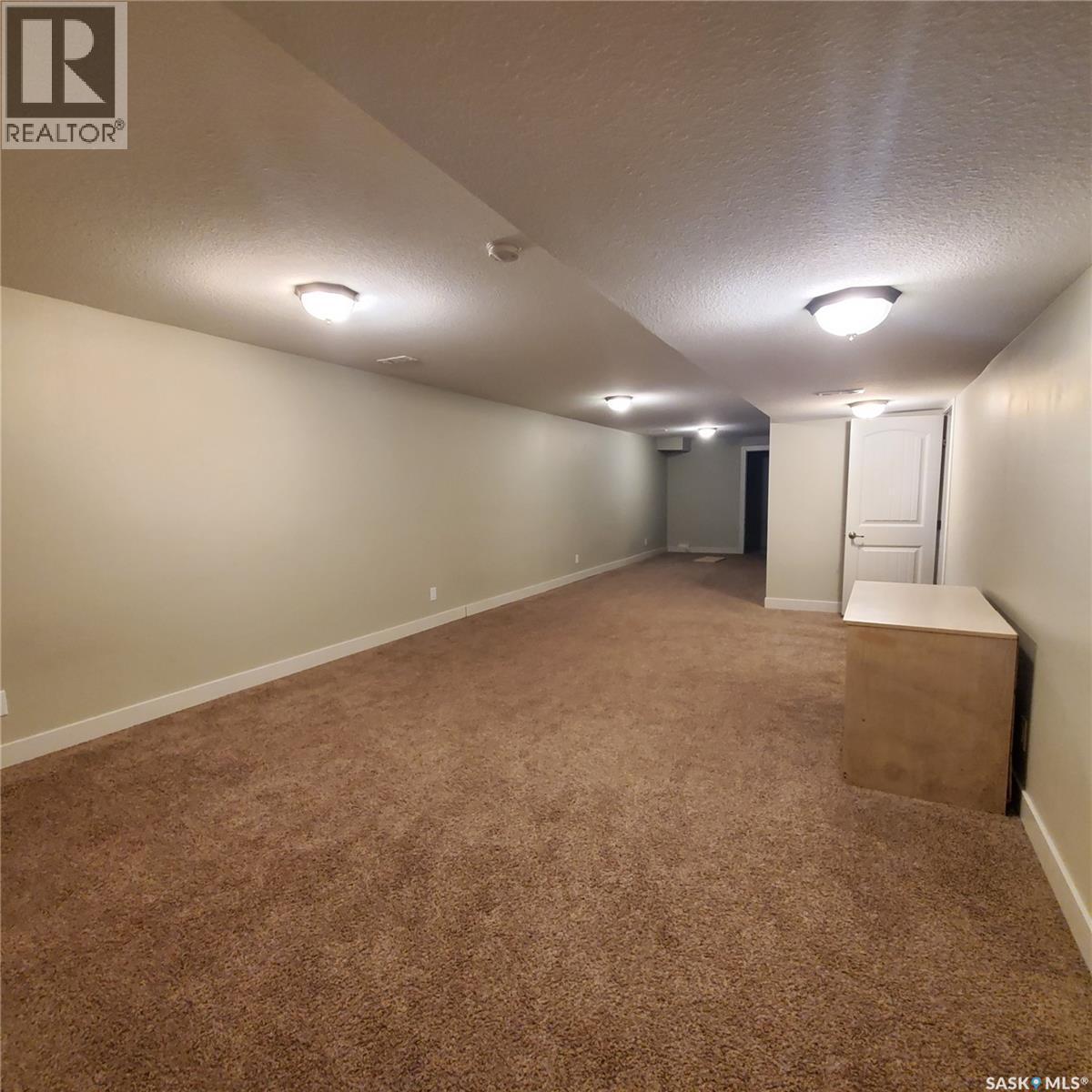 28 1703 Patrick Crescent Property Photo 27