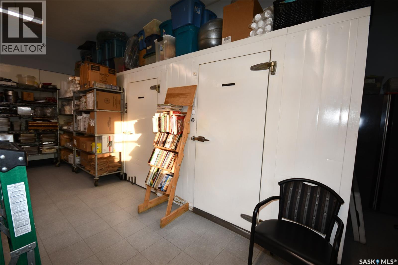 300 Main Street Property Photo 31