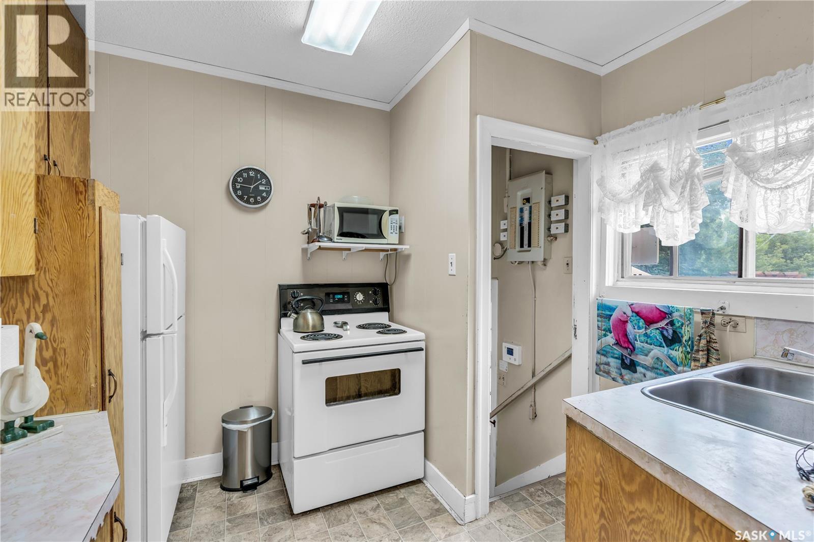 1262 103rd Street Property Photo 8