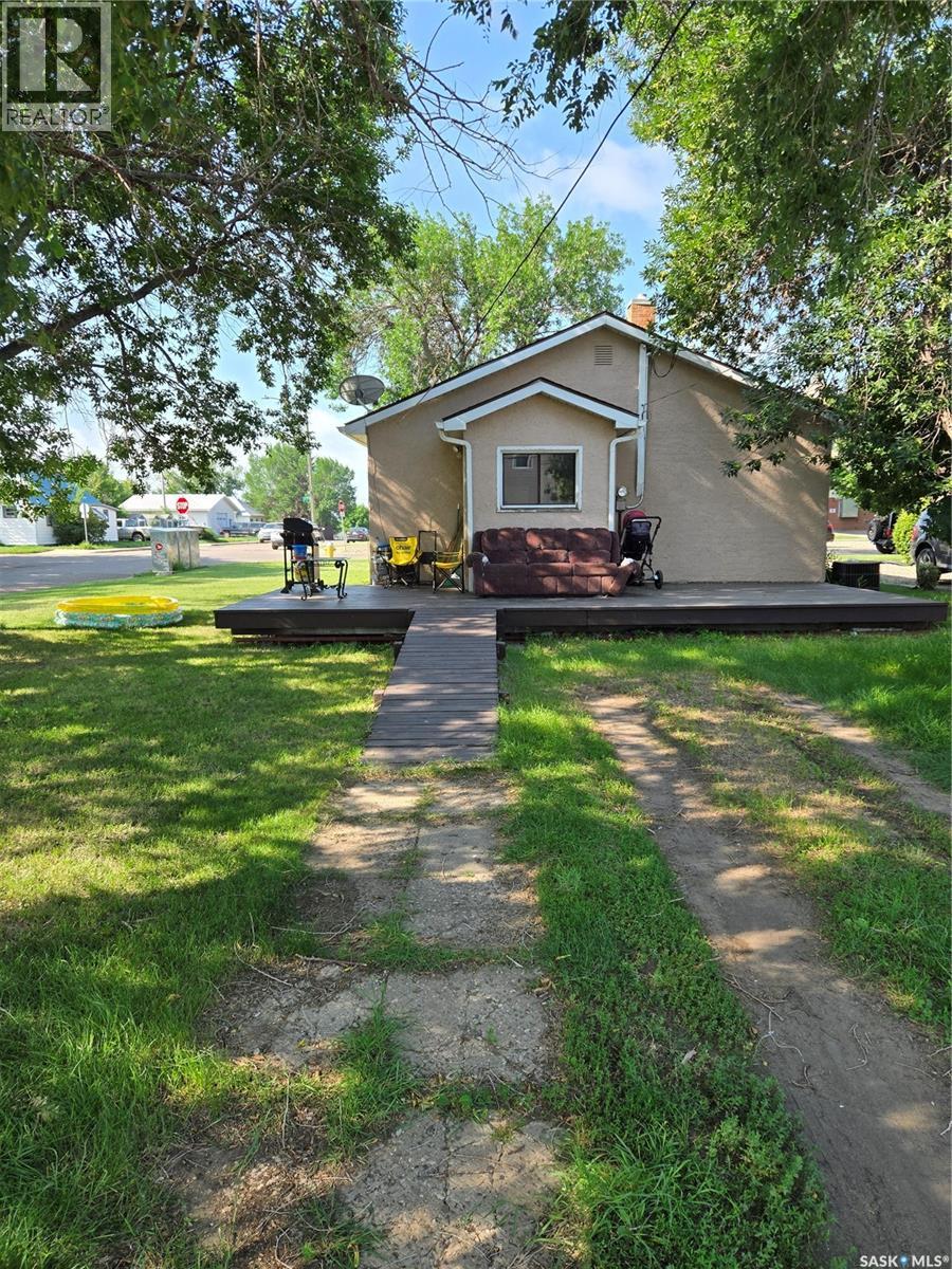 701 3rd Street Property Photo 29