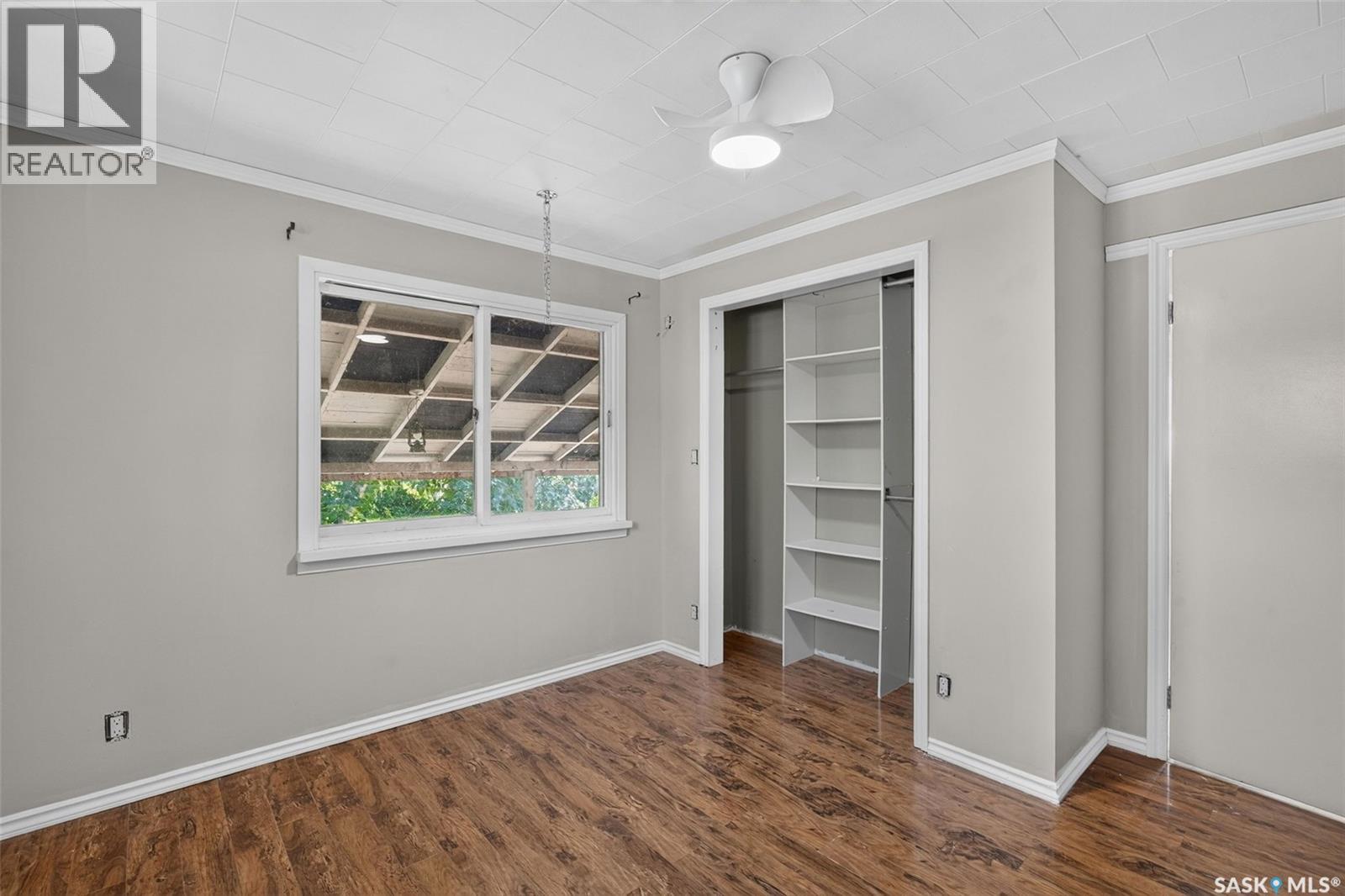 453 21st Street E Property Photo 12