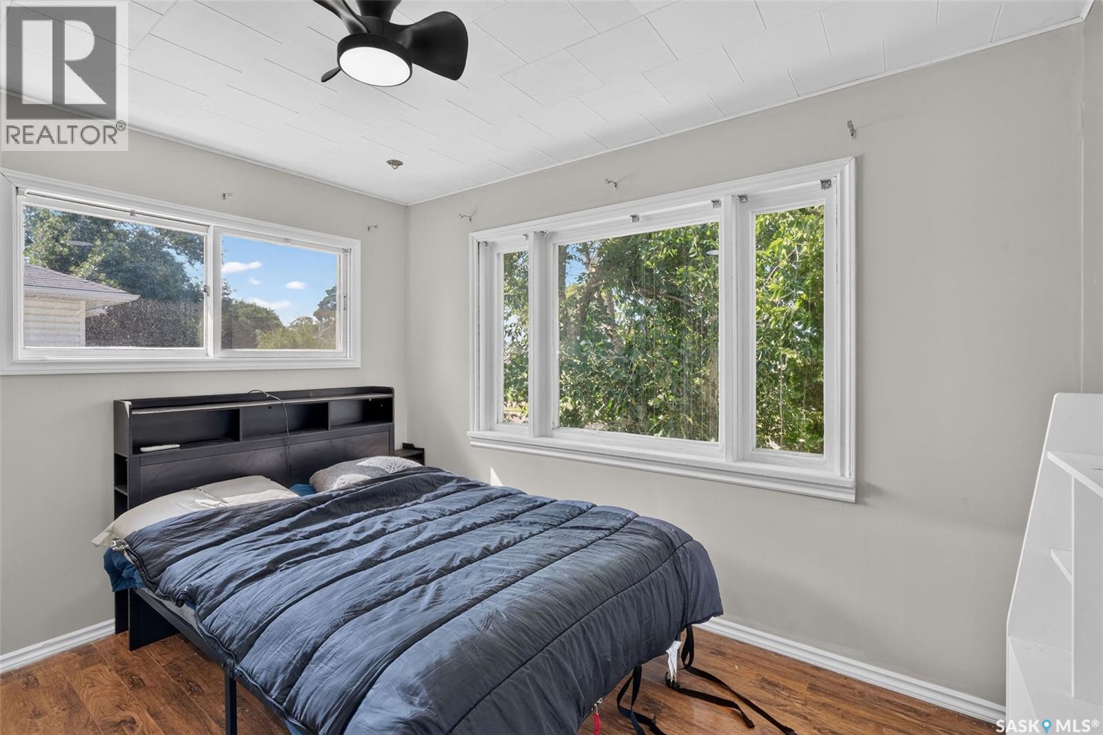 453 21st Street E Property Photo 13