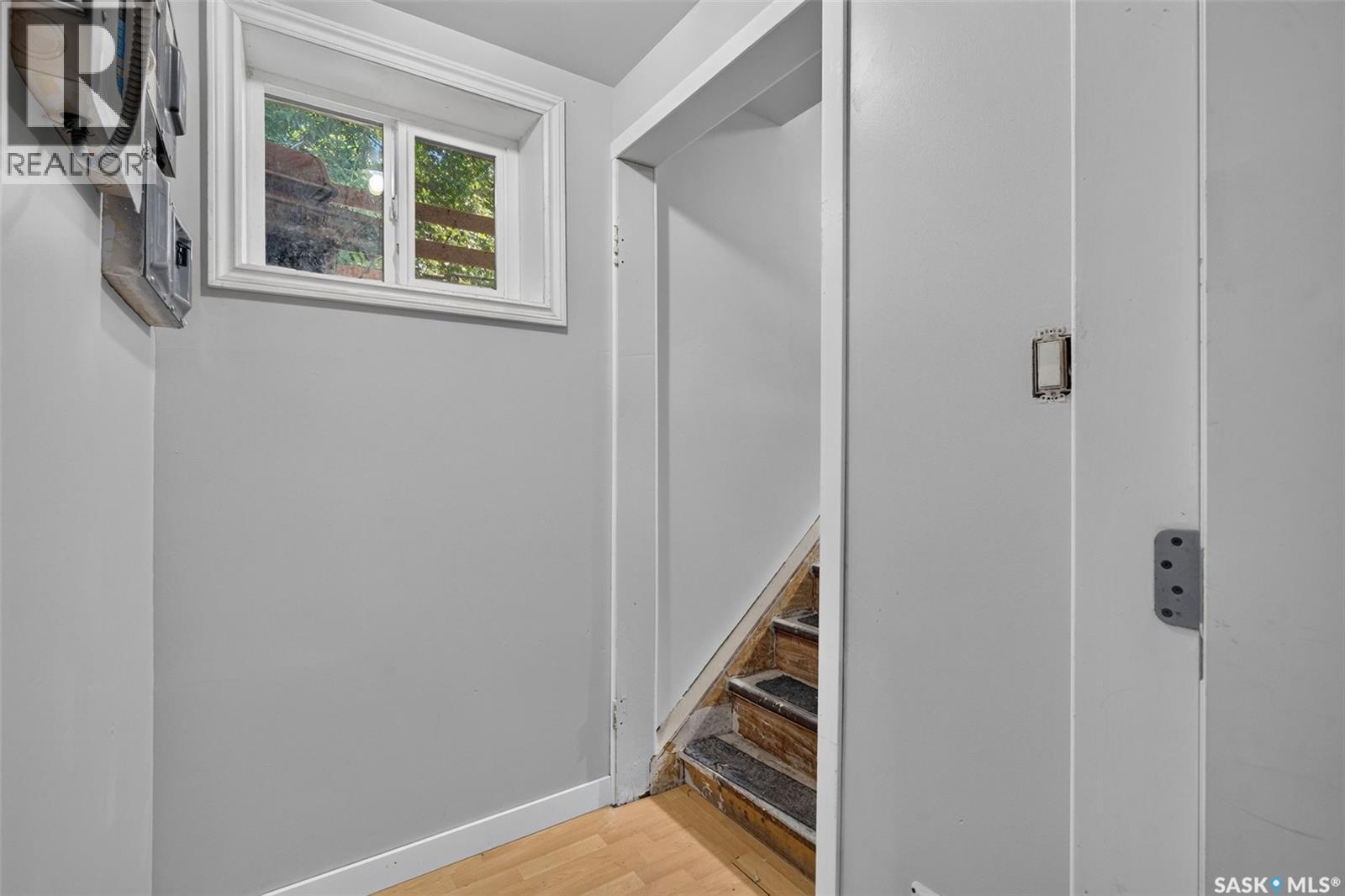 453 21st Street E Property Photo 15