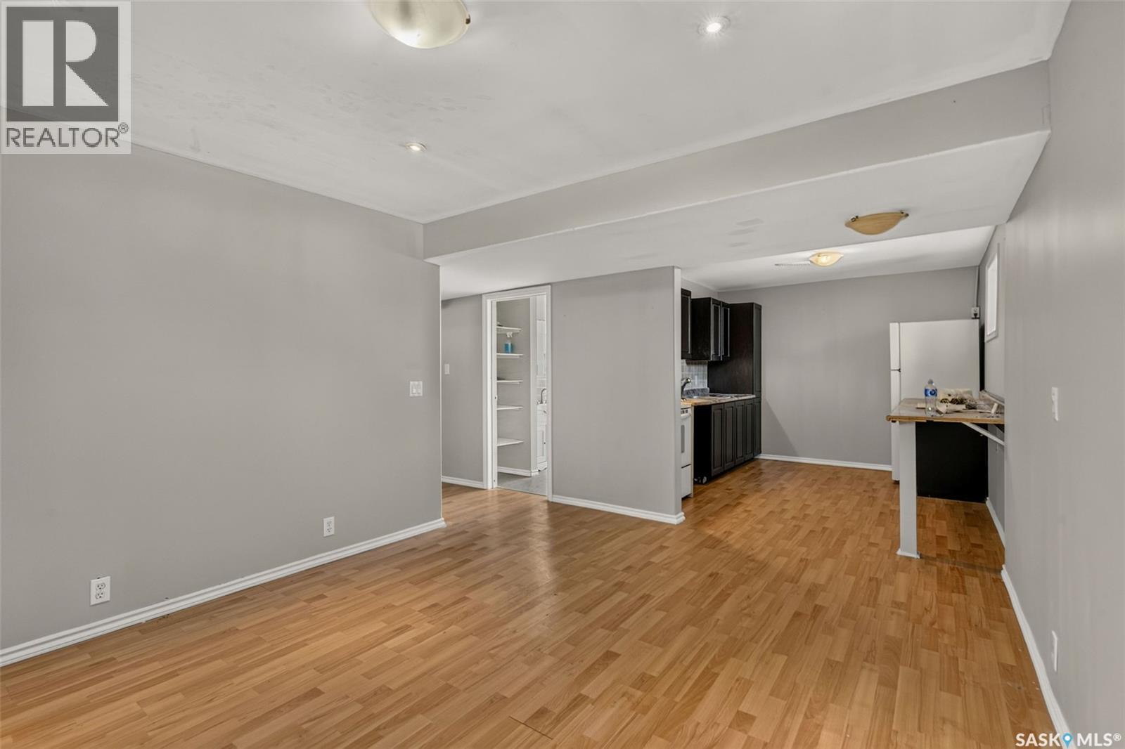453 21st Street E Property Photo 20