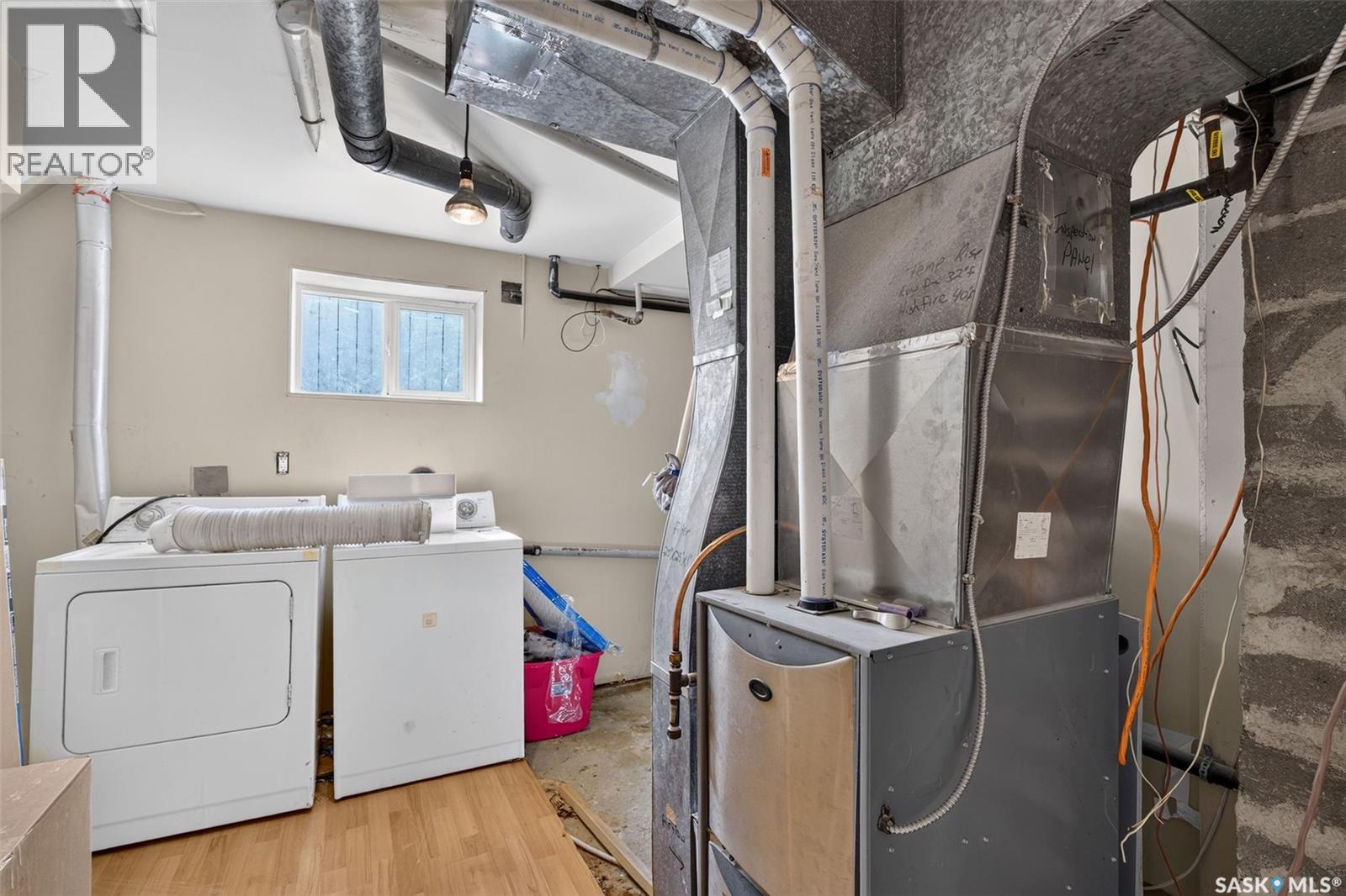 453 21st Street E Property Photo 22