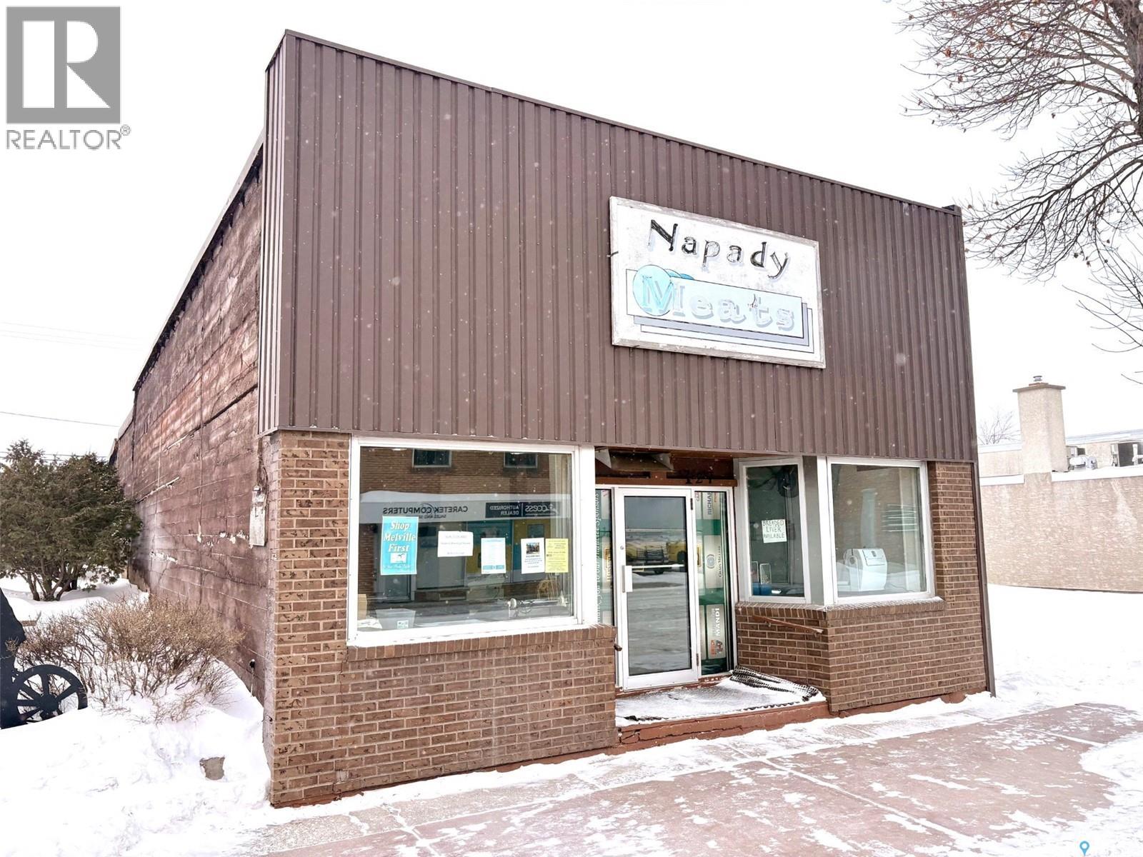 127 3rd AVENUE W Property Photo 1
