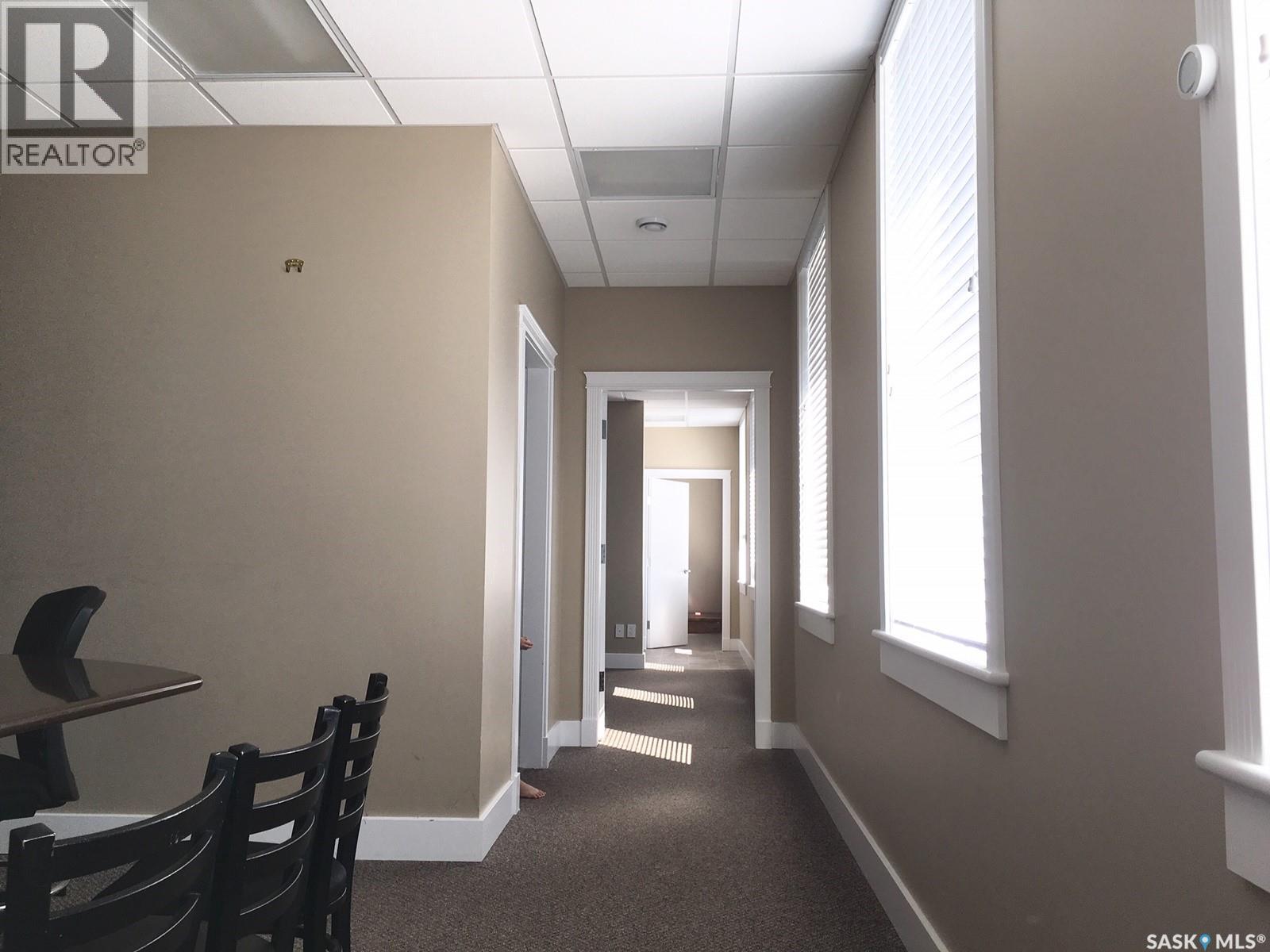 108 Main Street N Property Photo 40
