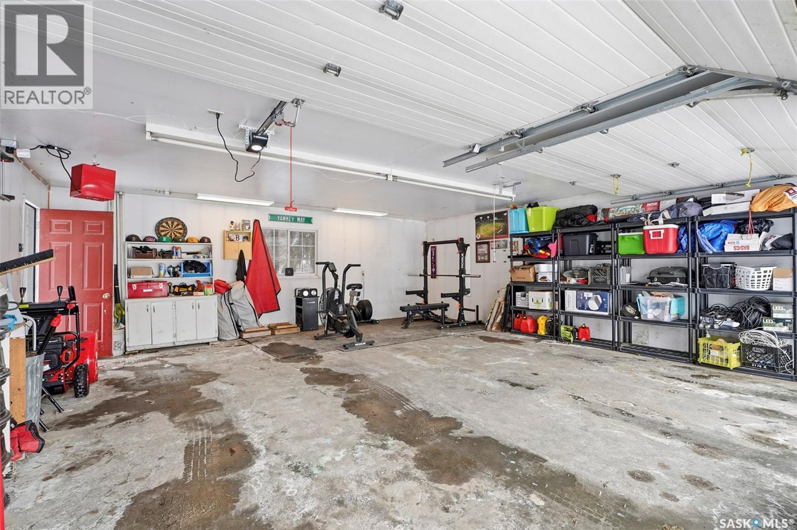 200 1st Avenue Property Photo 22