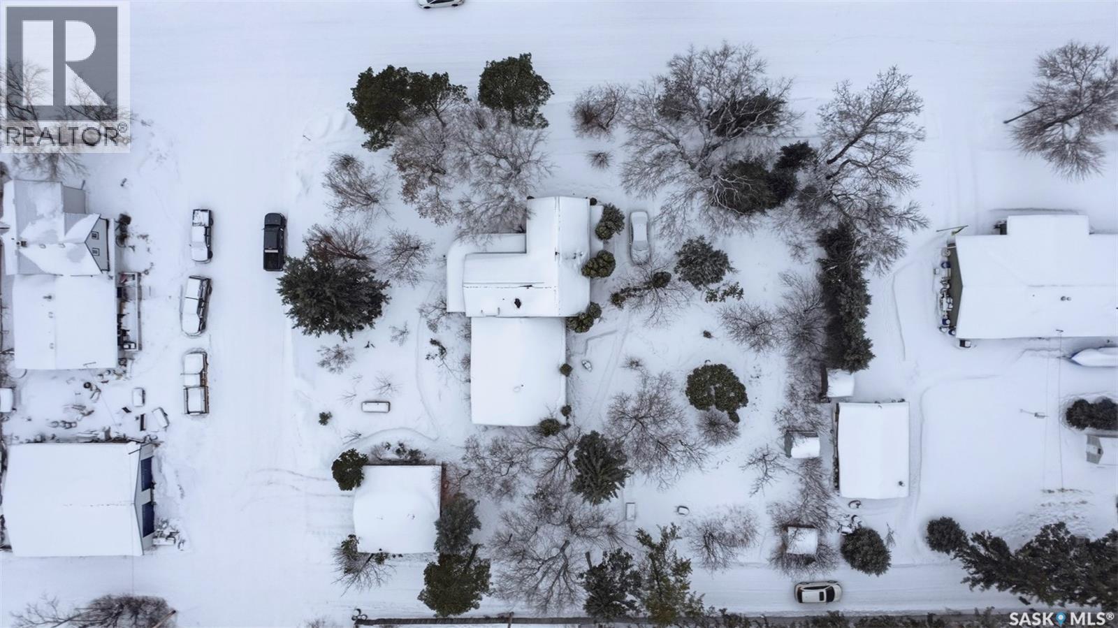 200 1st Avenue Property Photo 34