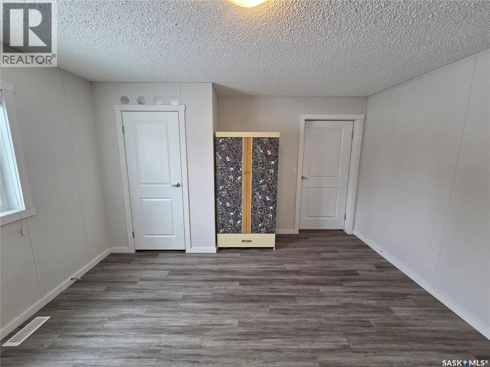 413 Railway Street Property Photo 26