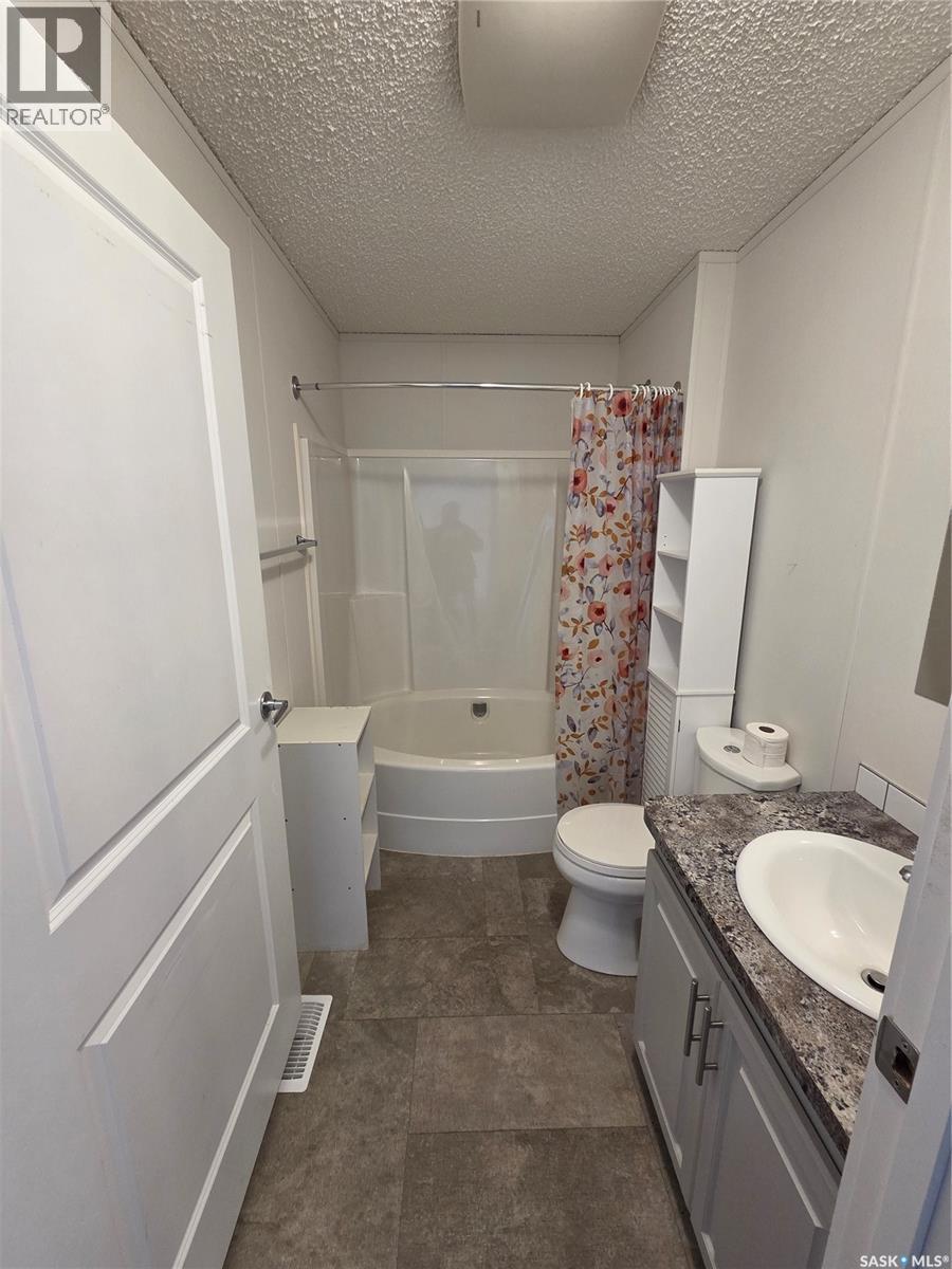 413 Railway Street Property Photo 28