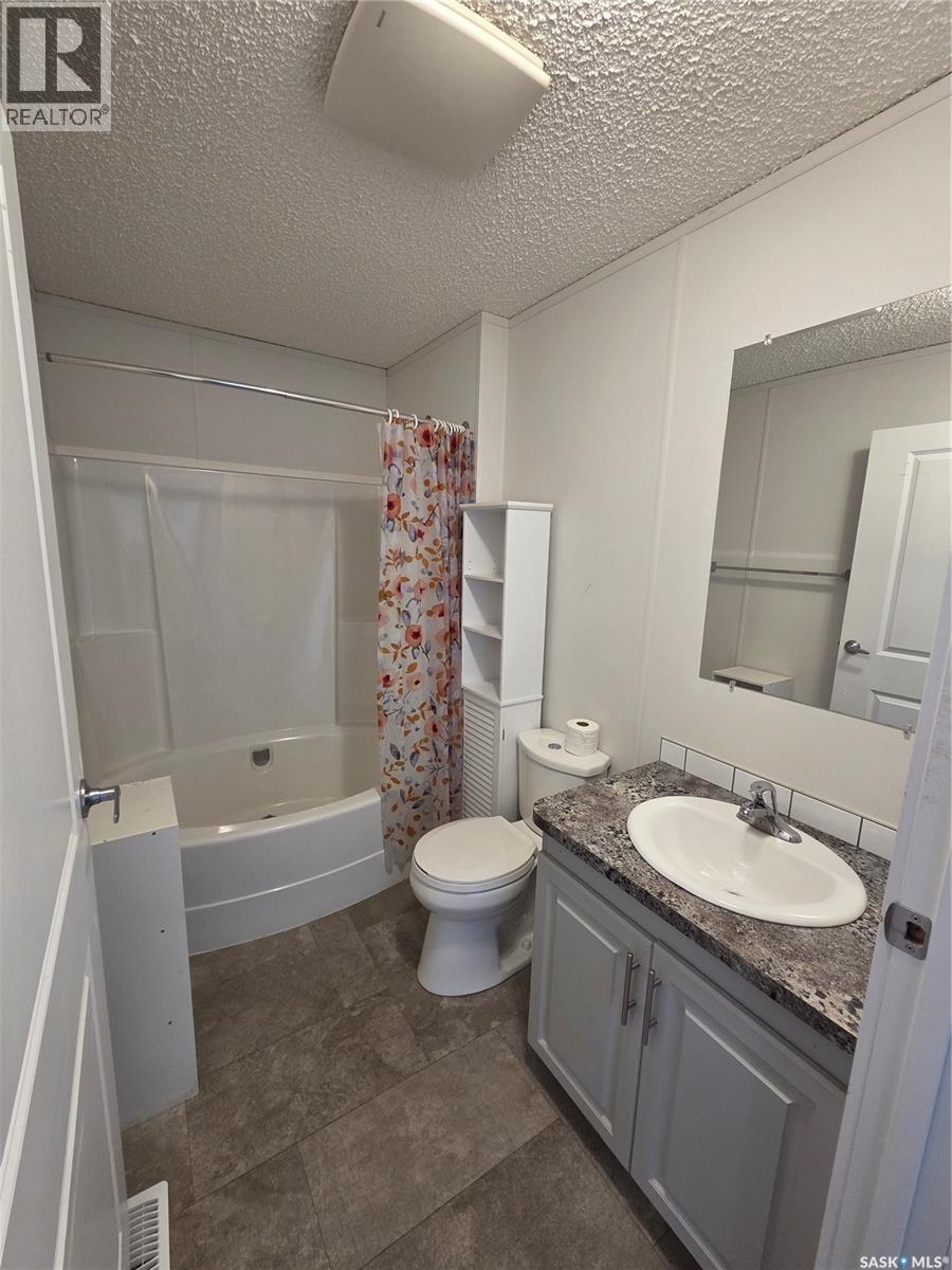 413 Railway Street Property Photo 29