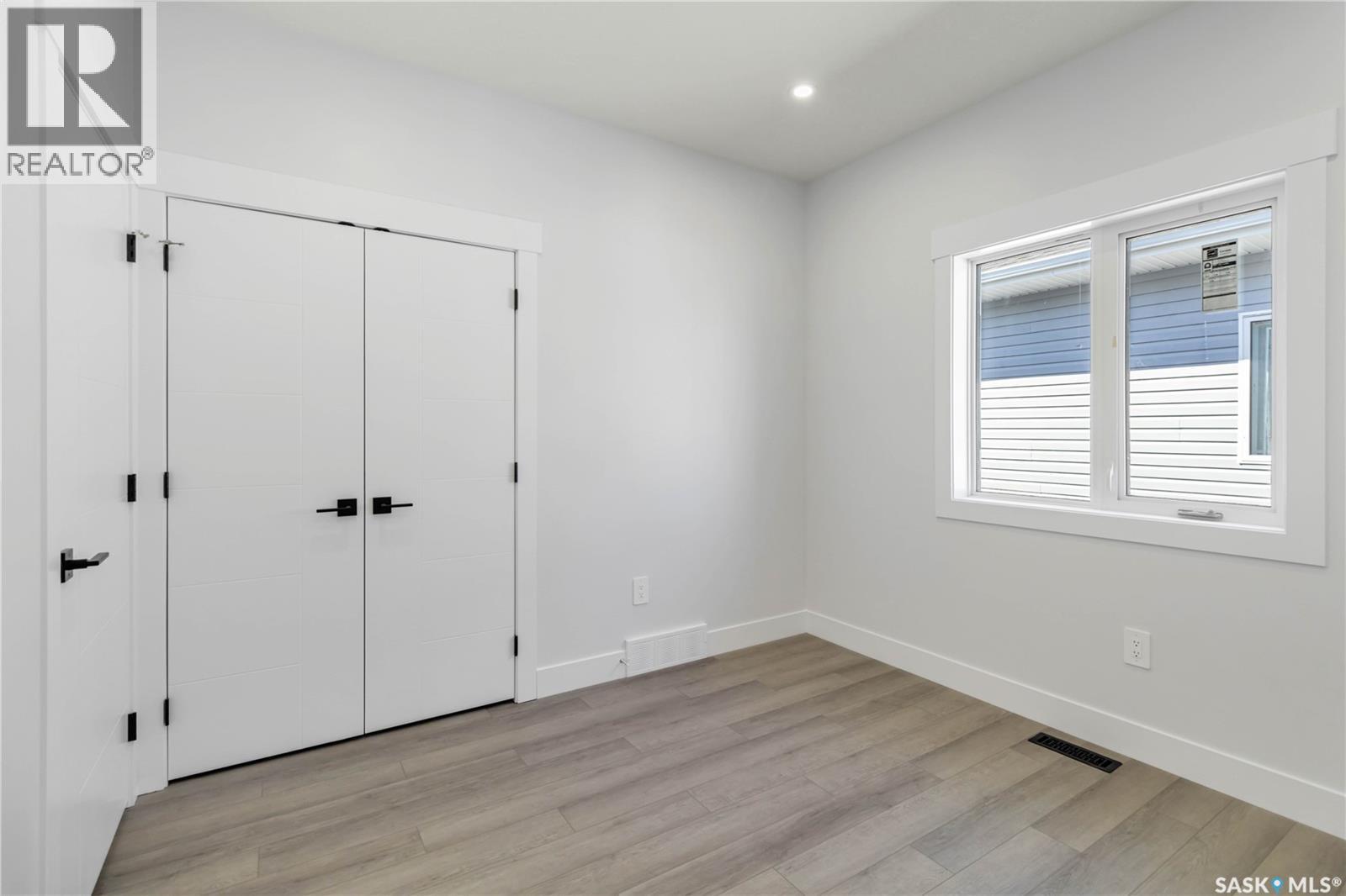838 Ballesteros Crescent Property Photo 19