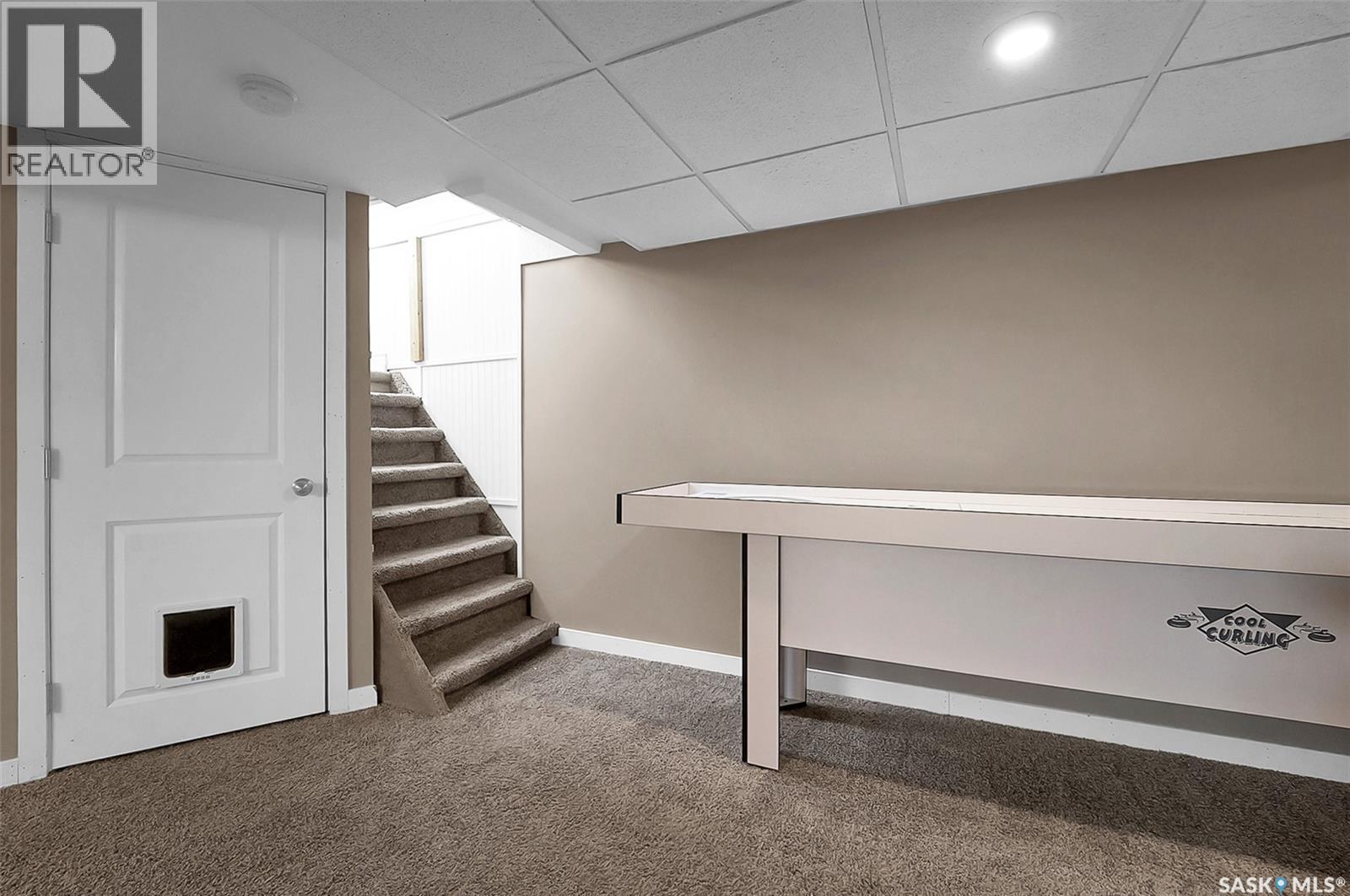 207 5th Avenue E Property Photo 31