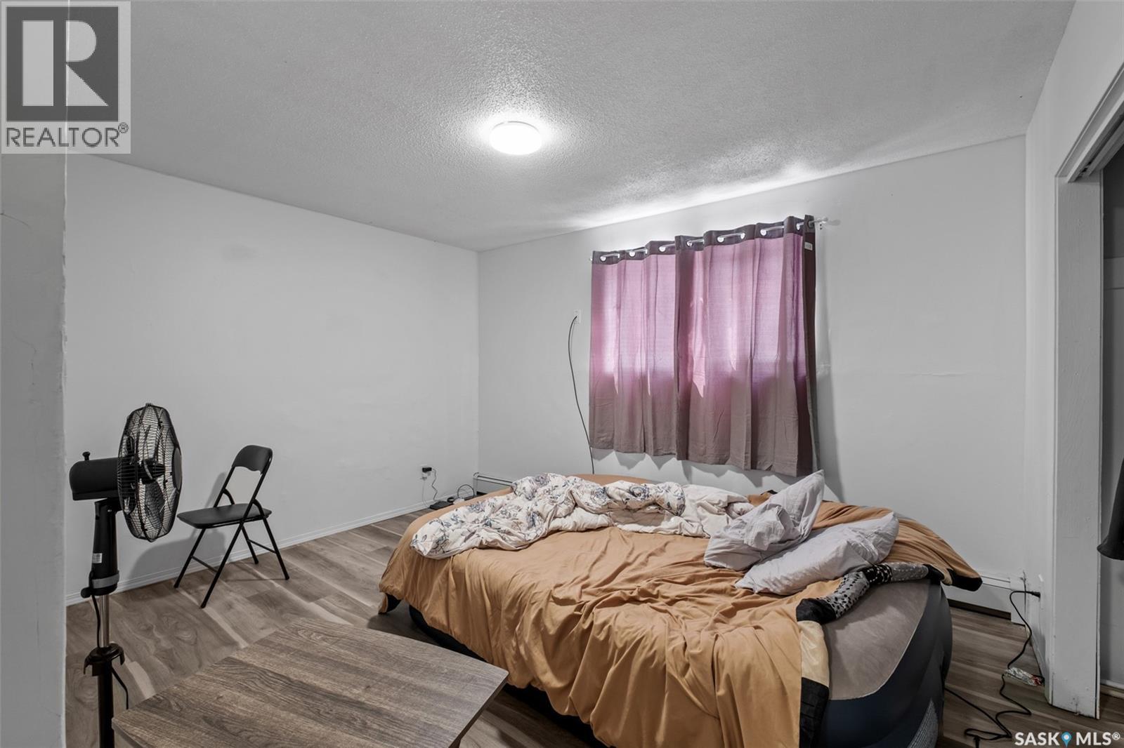 419 9th Street E Property Photo 13