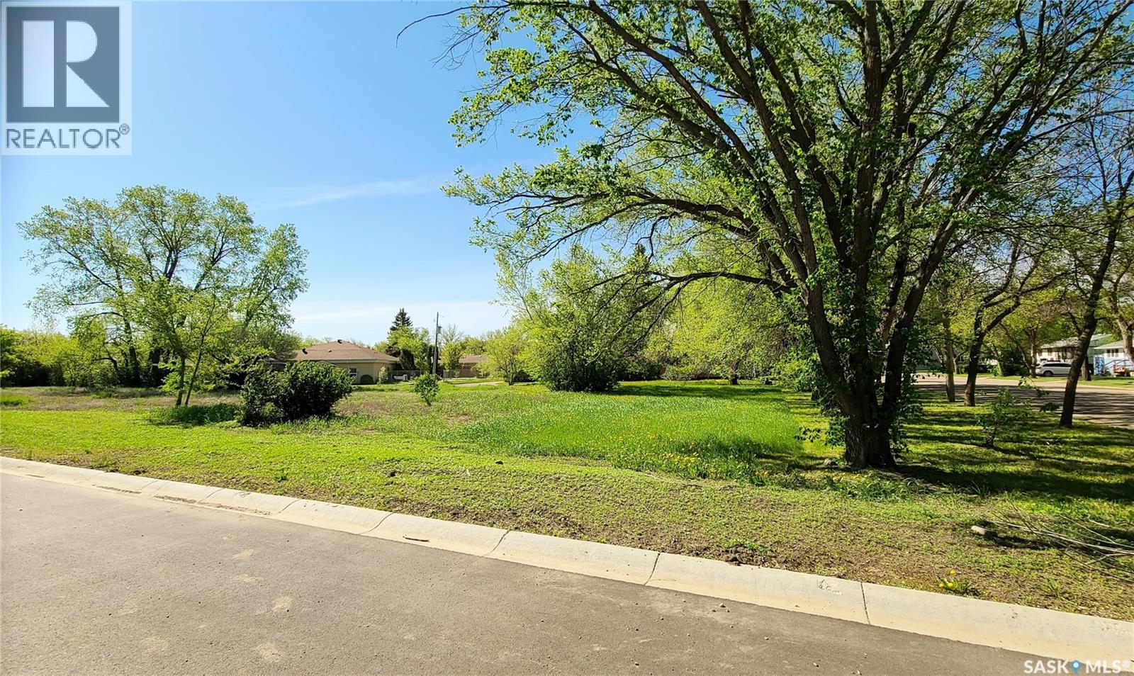 16 Kenney Crescent Property Photo 7