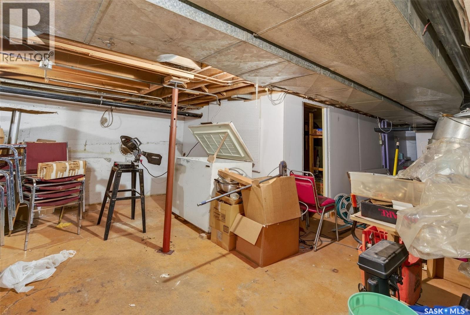 56 13th Street W Property Photo 18