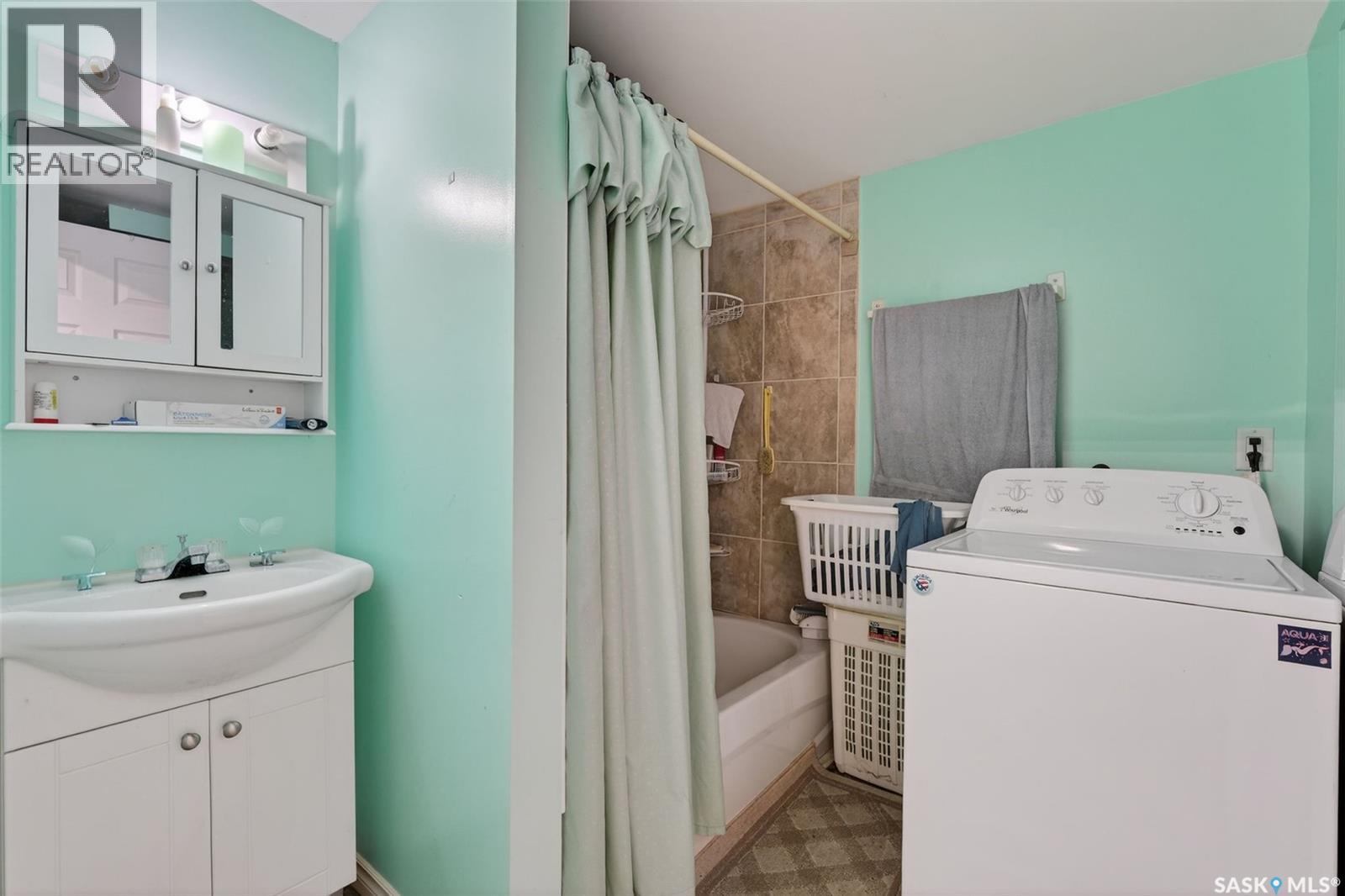 56 13th Street W Property Photo 21