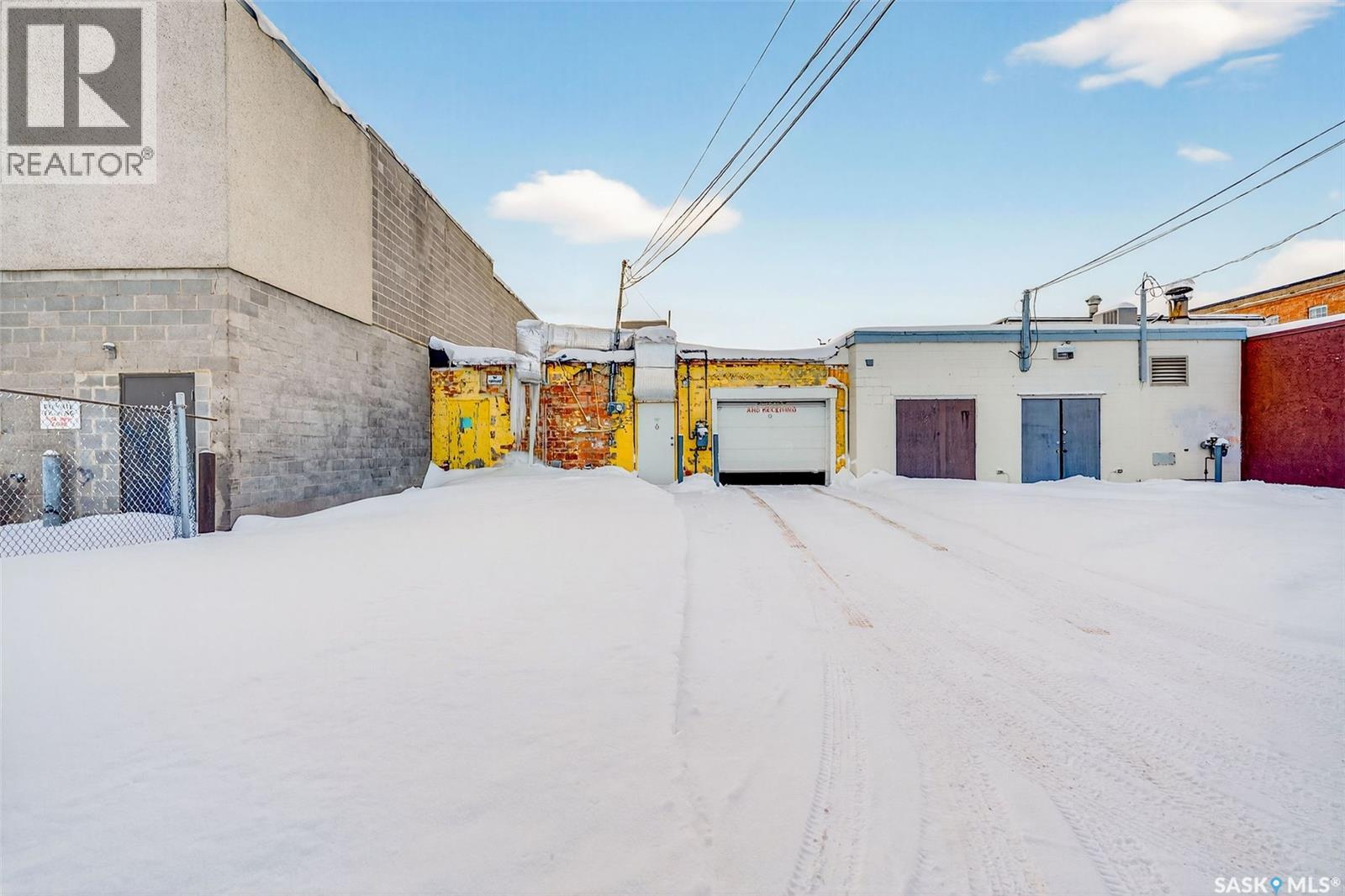 56 13th Street W Property Photo 27