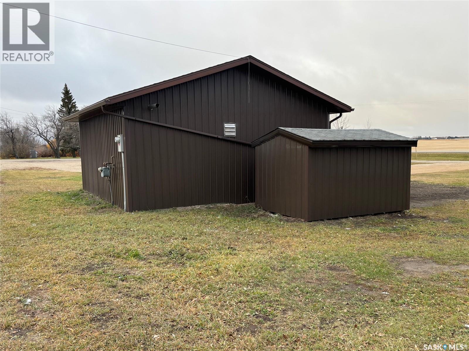 209 5th Avenue N Property Photo 5